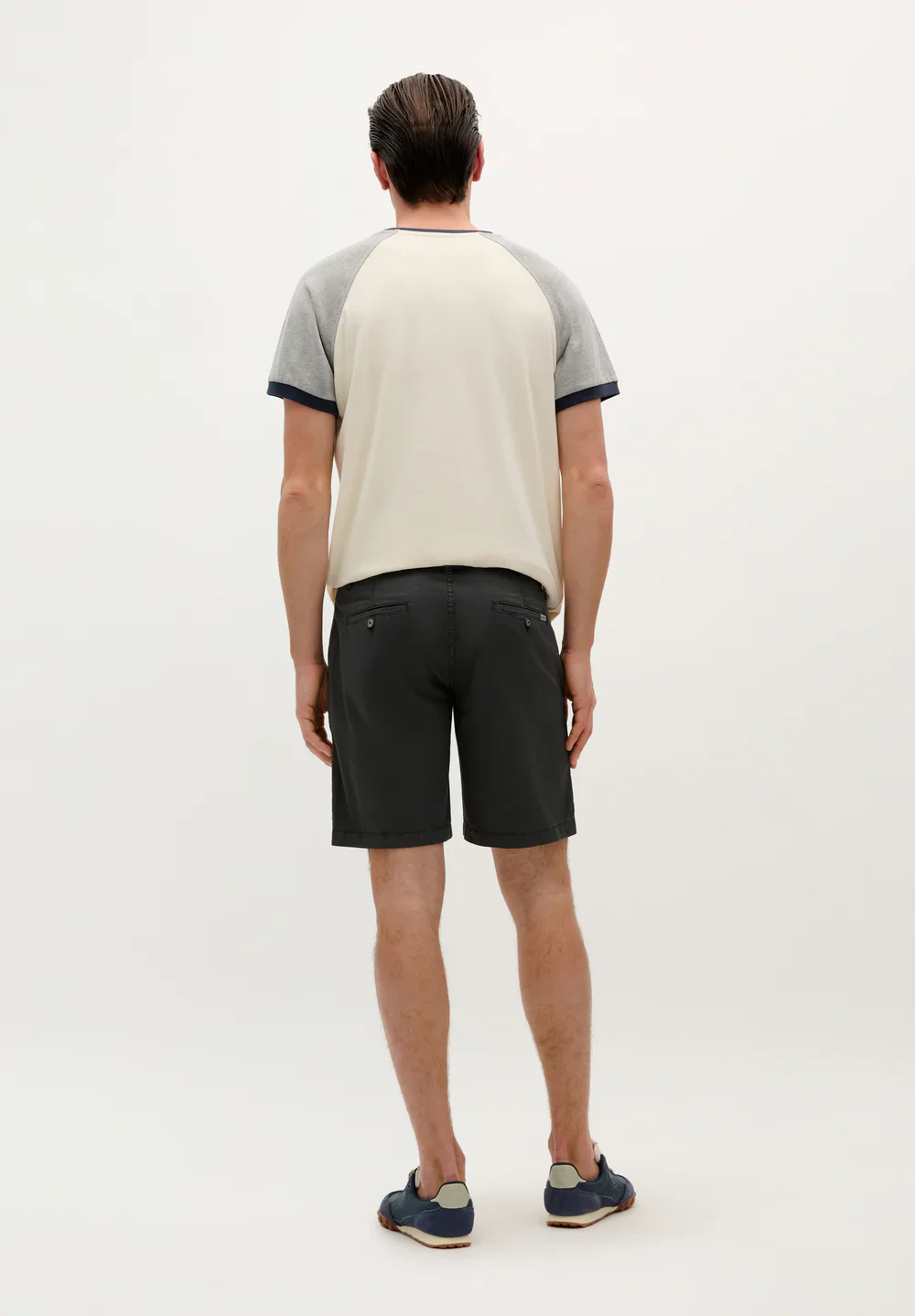 Bermuda Clasica Outfitters - Image 3