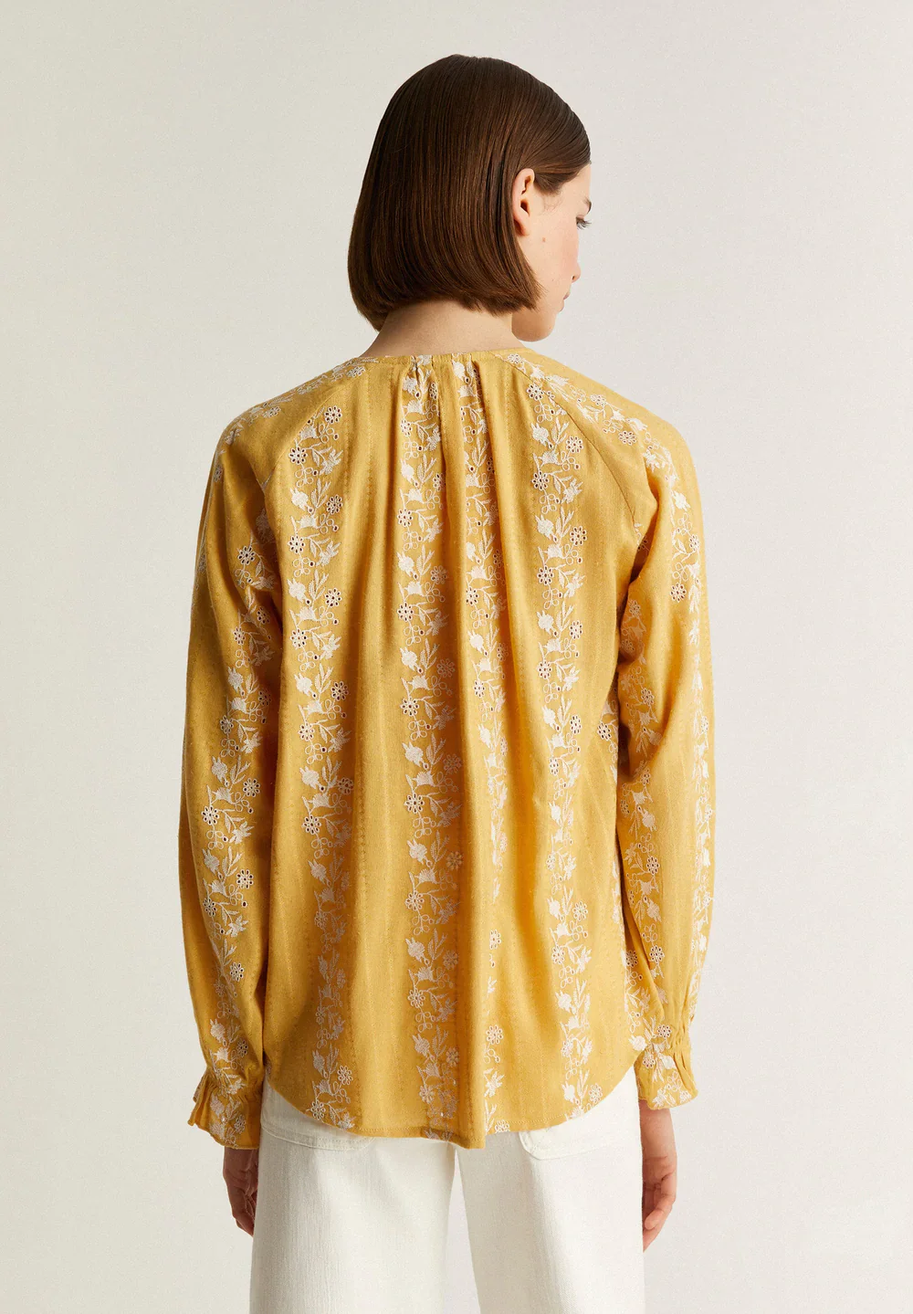 Blusa Mus Emb - Image 4