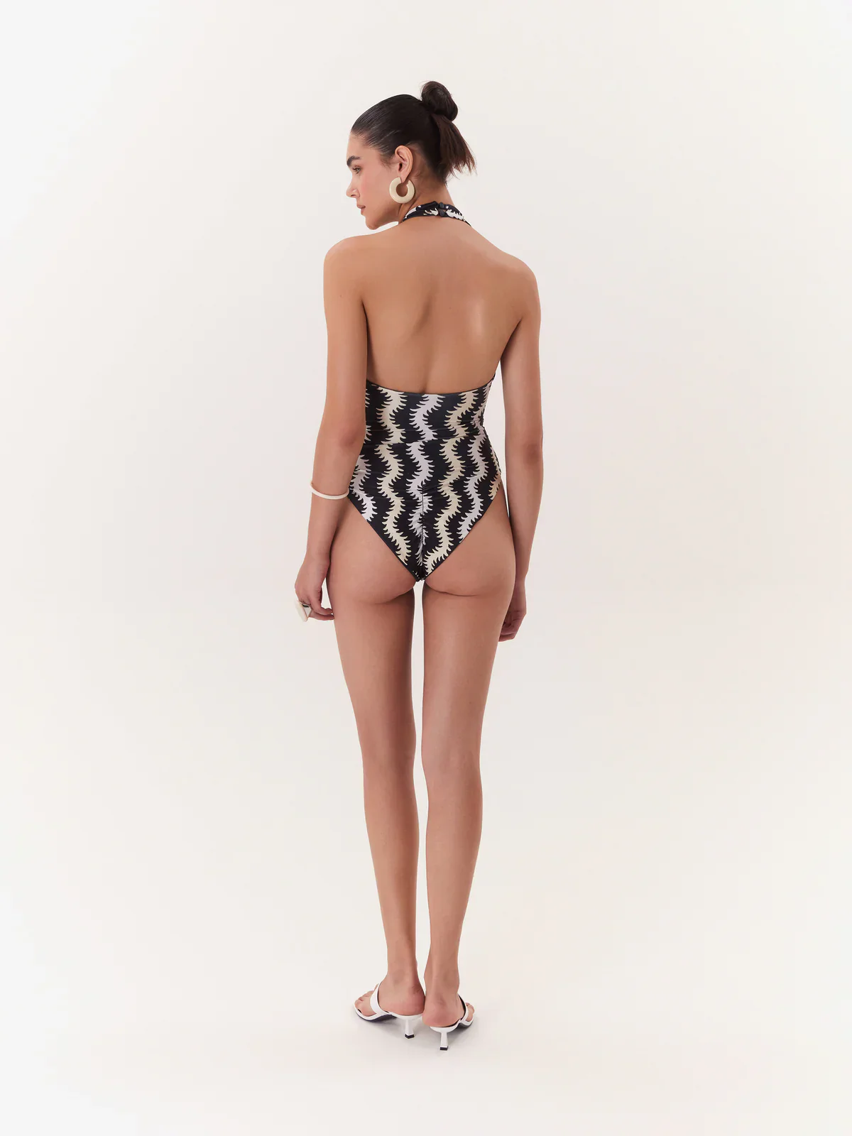 Body Solar - Image 4