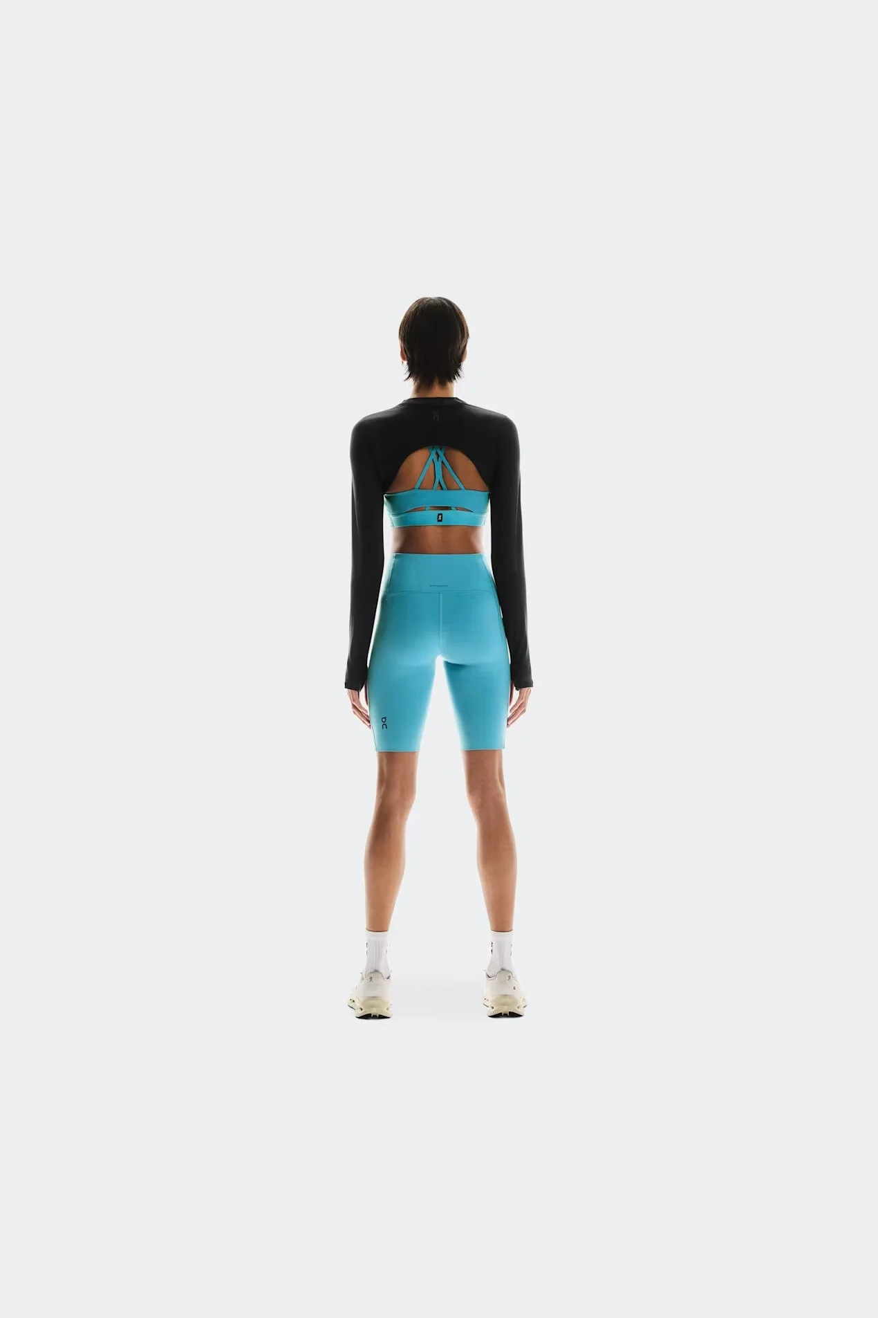 Bolero On Para Mujer Studio - Image 3