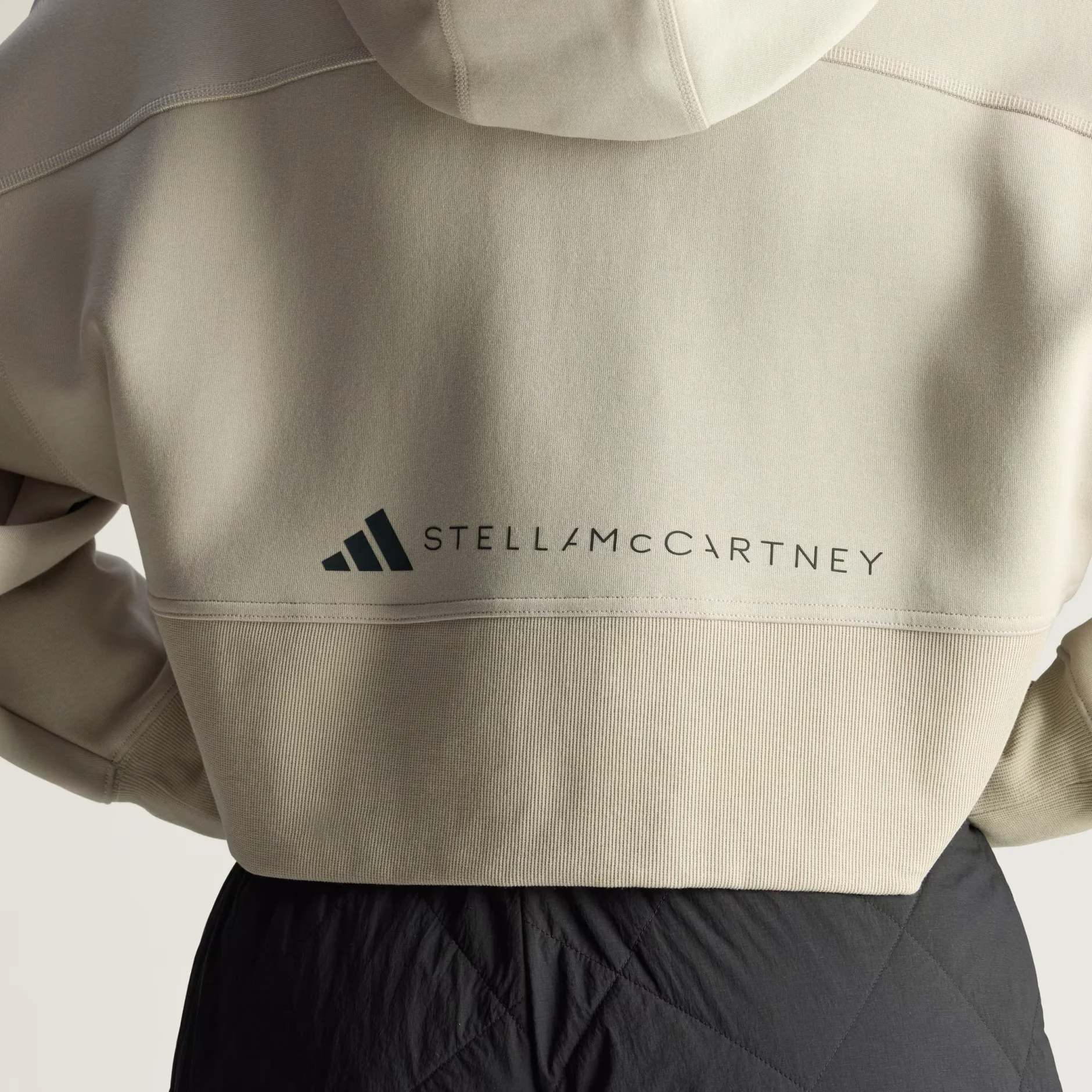 Buzo Con Capucha Corto Adidas By Stella Mccartney - Image 5