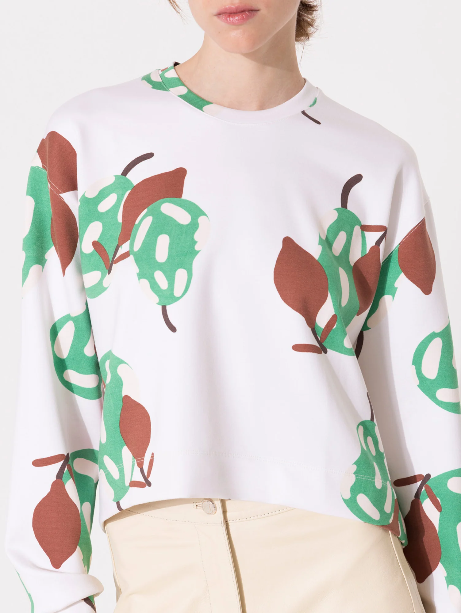 Sweater Pear