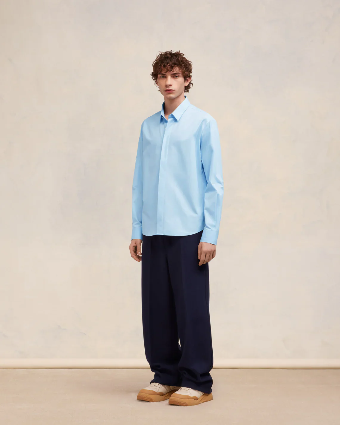Camisa Clásica Ami De Coeur Unisex - Image 5