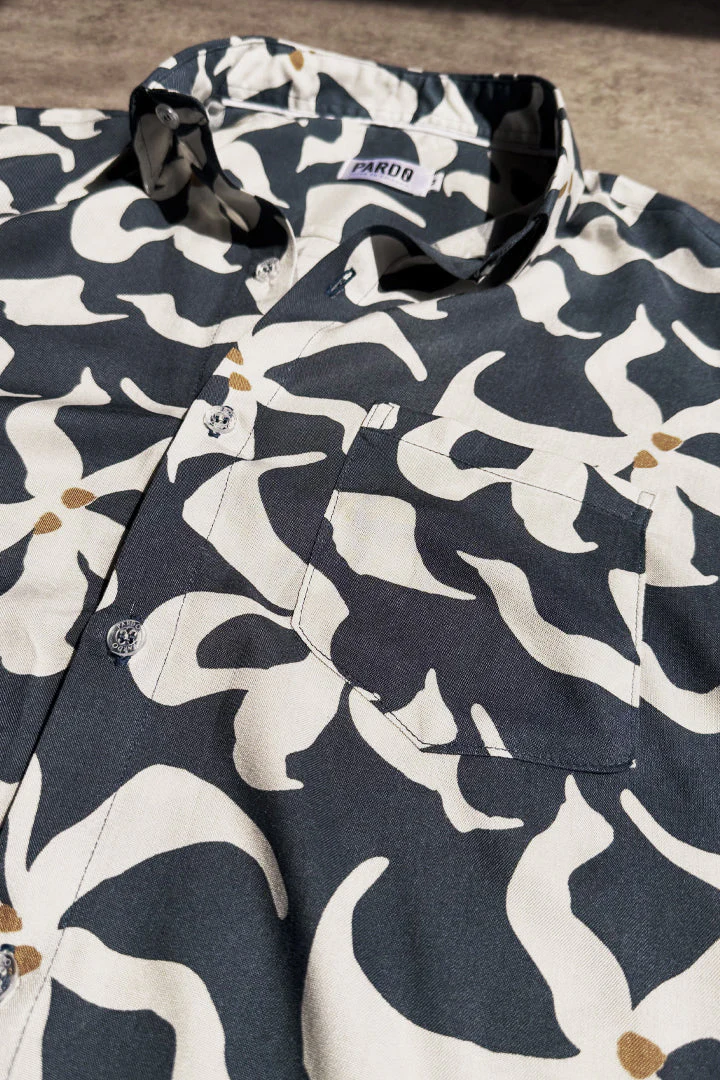 Camisa Flores Blancas - Image 3