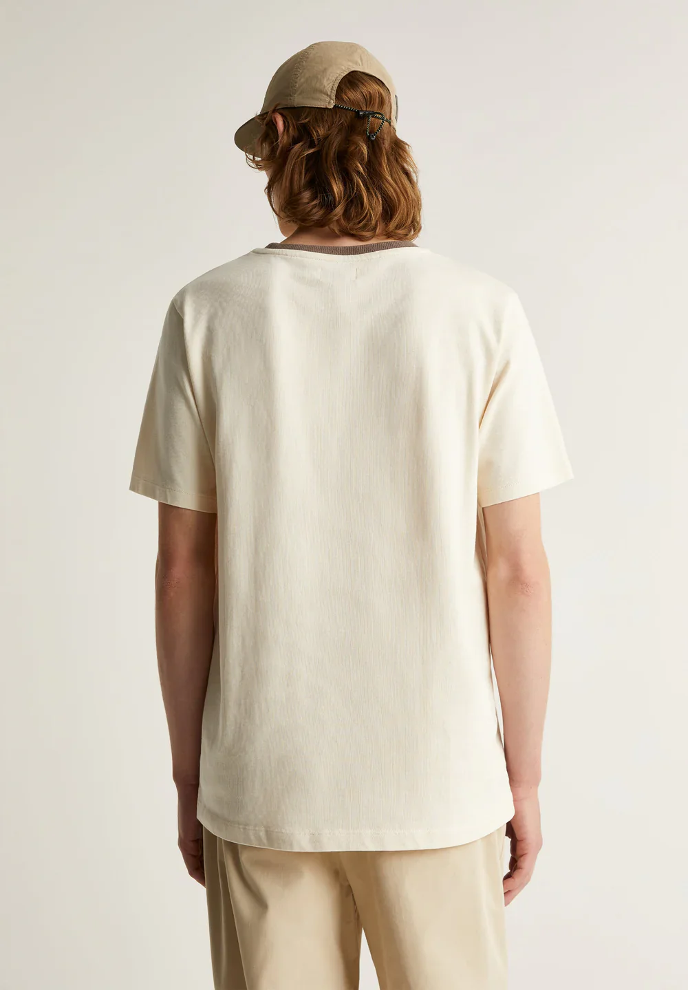 T-Shirt Contrast Retro Tee - Image 4