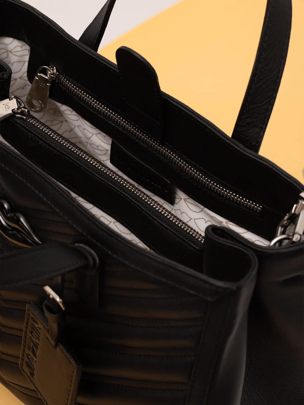Cartera Lipstick Negro - Image 3