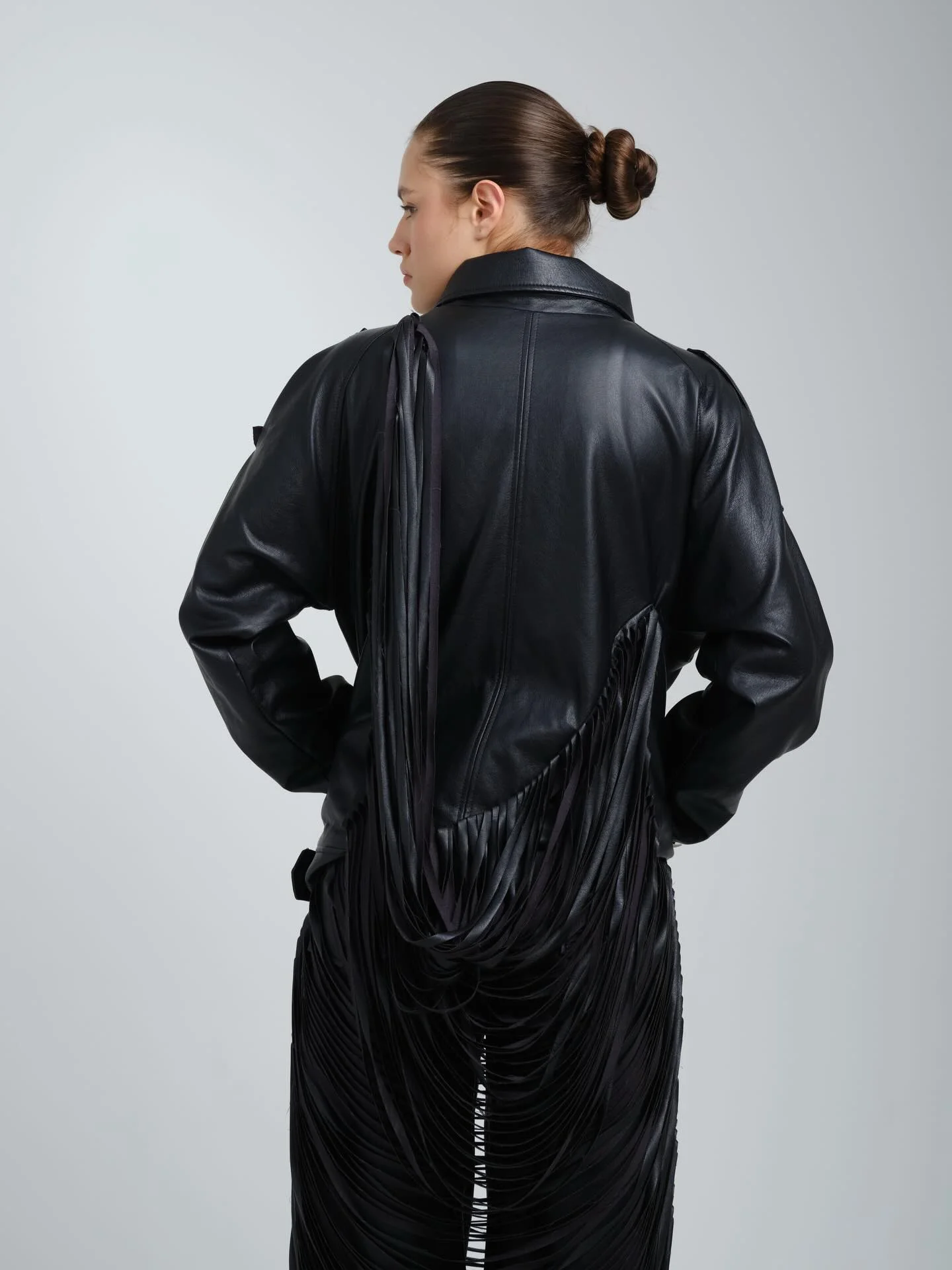 Chaqueta Biker Con Flecos Ravello - Image 2