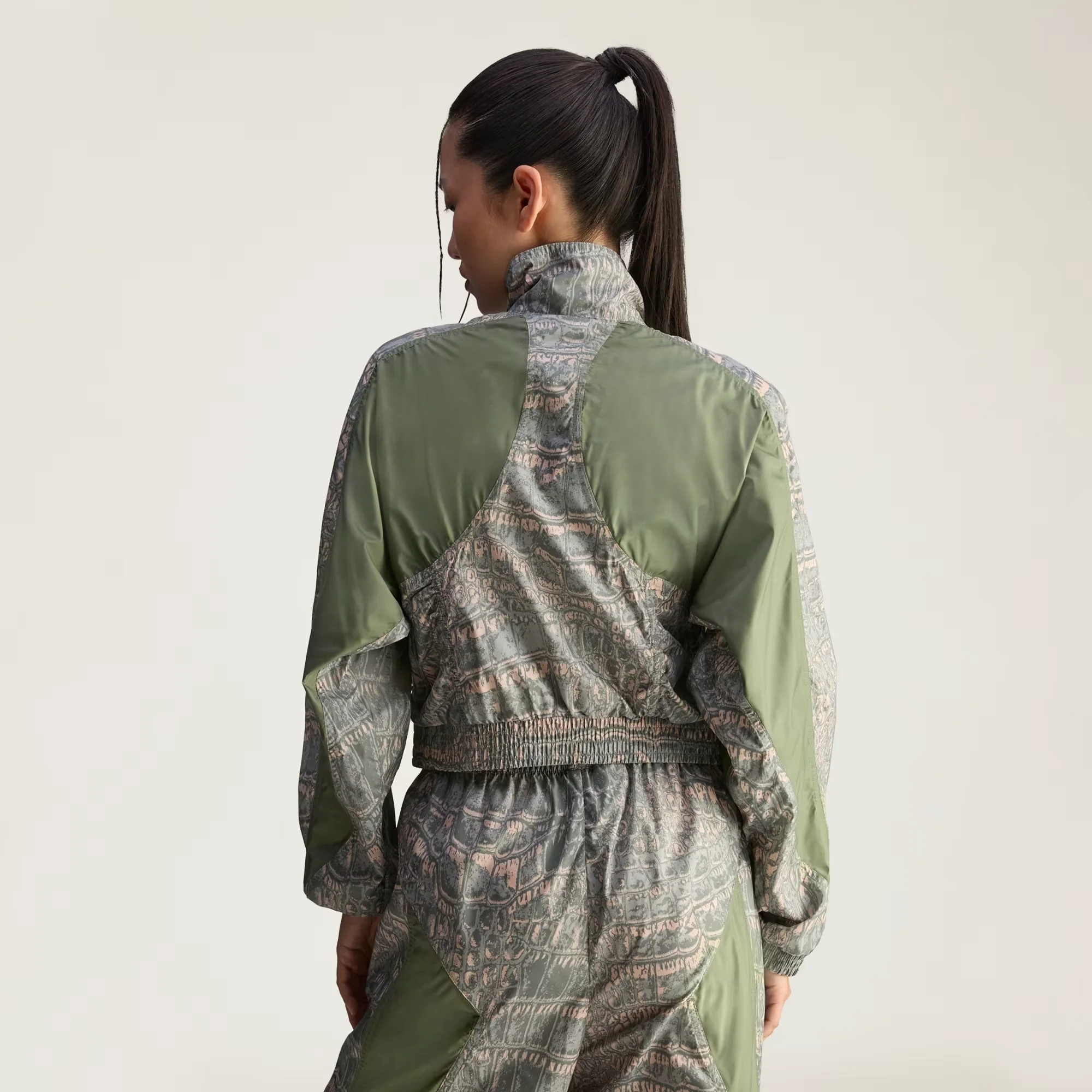 Chaqueta Deportiva Estampada De Adidas By Stella Mccartney - Image 2