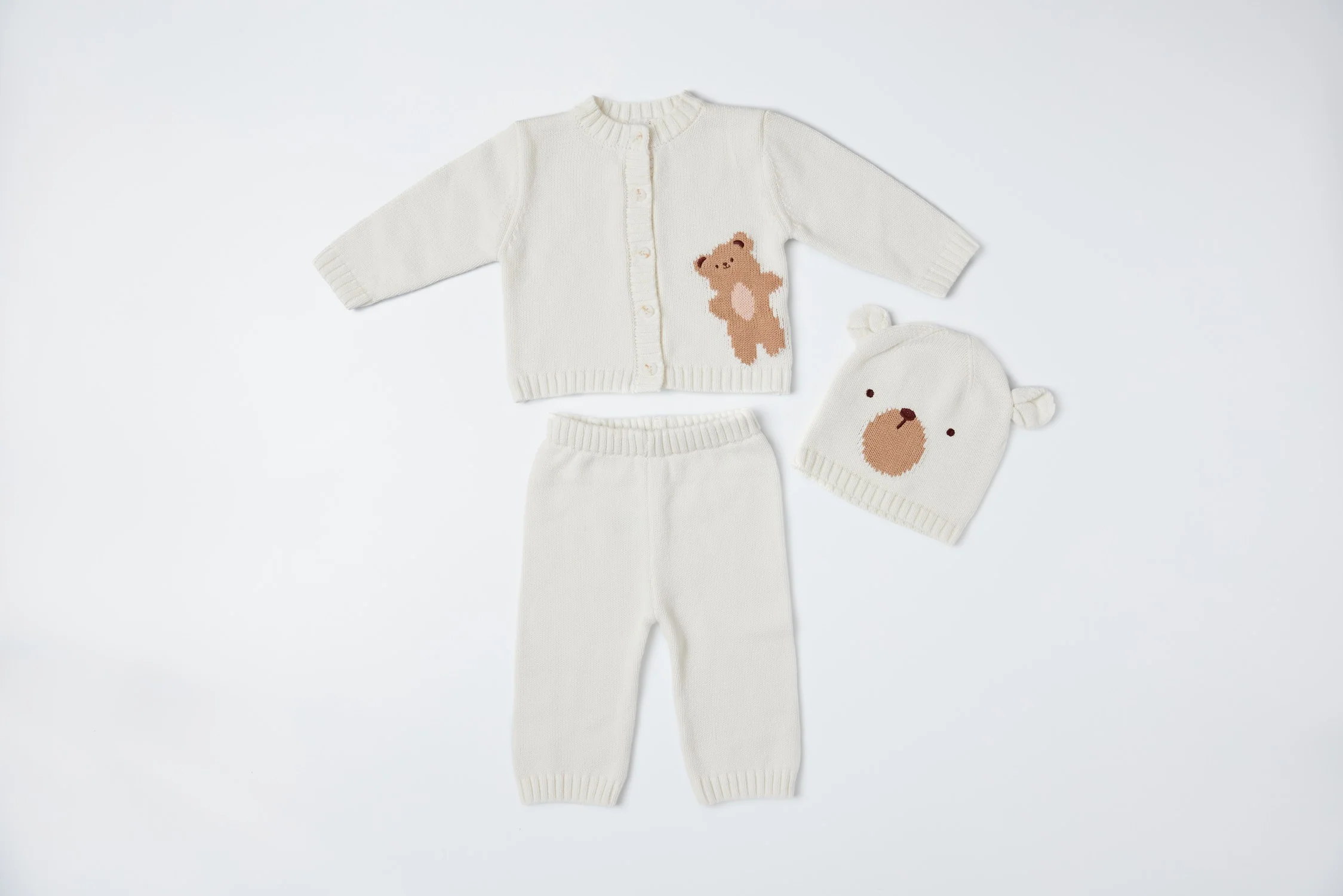 Conjunto Oso Blanco