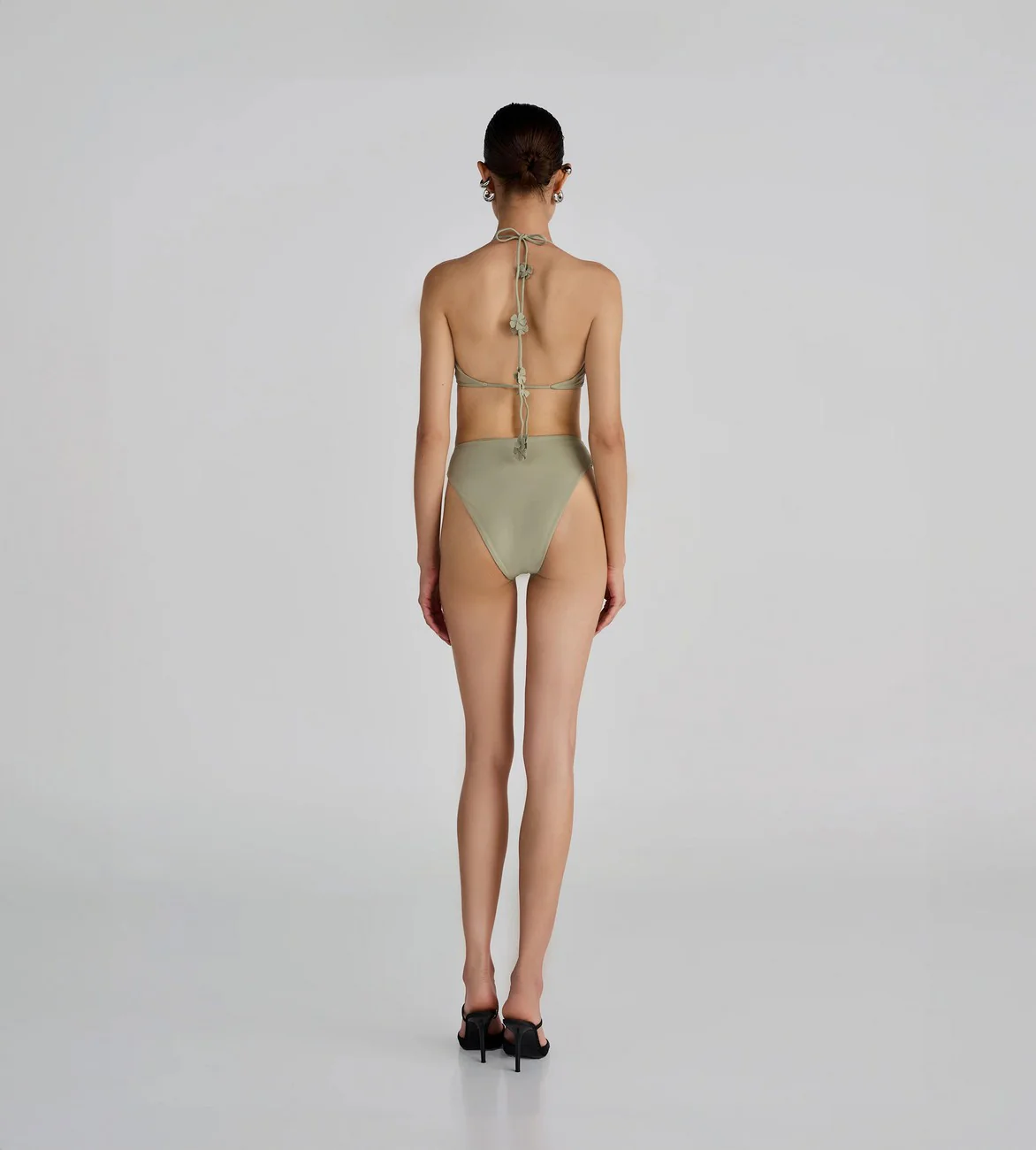 Delphi Two Piece - Image 2