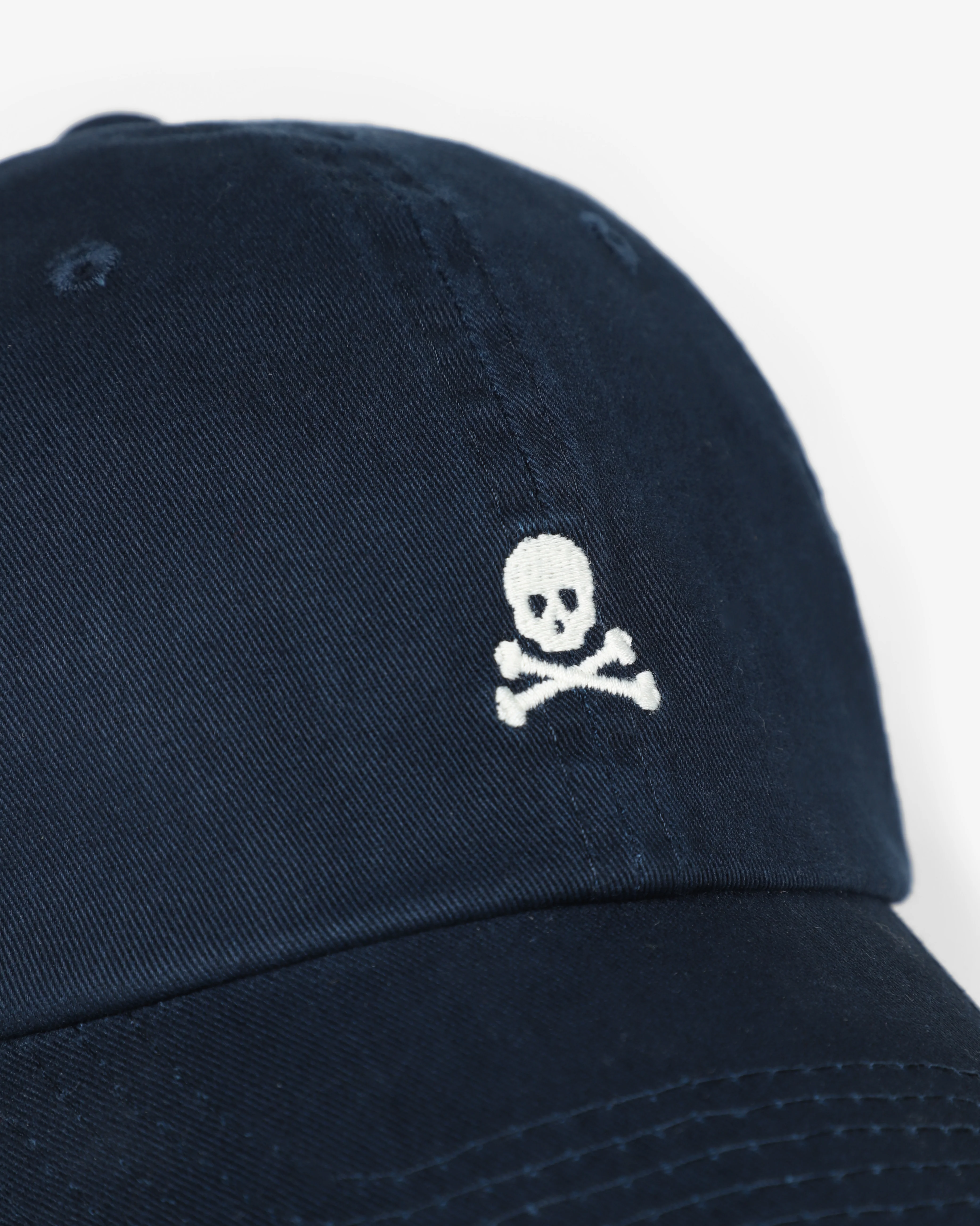 Gorra Calavera Bordada - Image 2