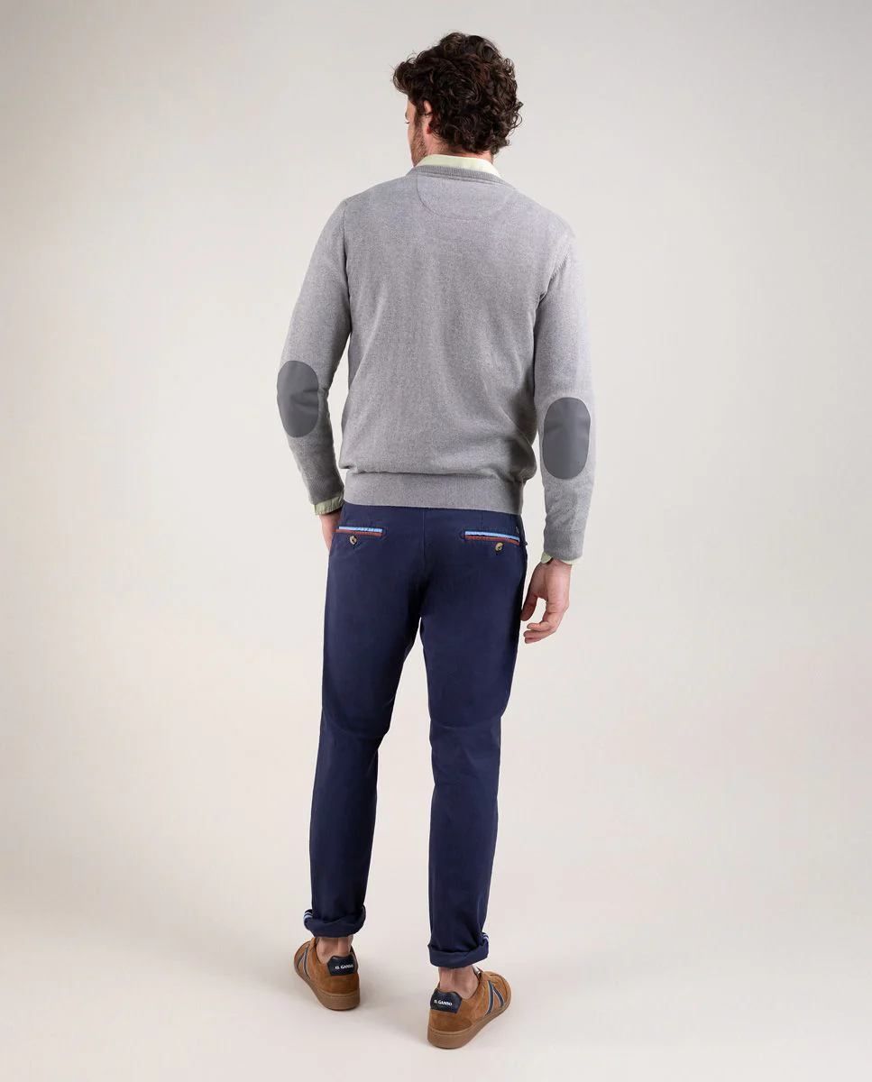 Jersey Cuello Pico Coderas Gris - Image 3