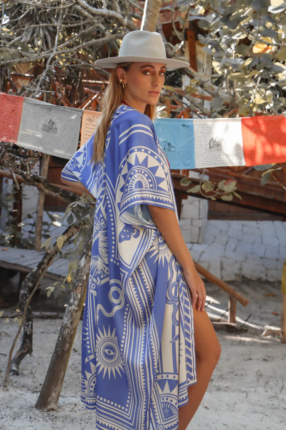 Kimono Nazar Azul - Image 2