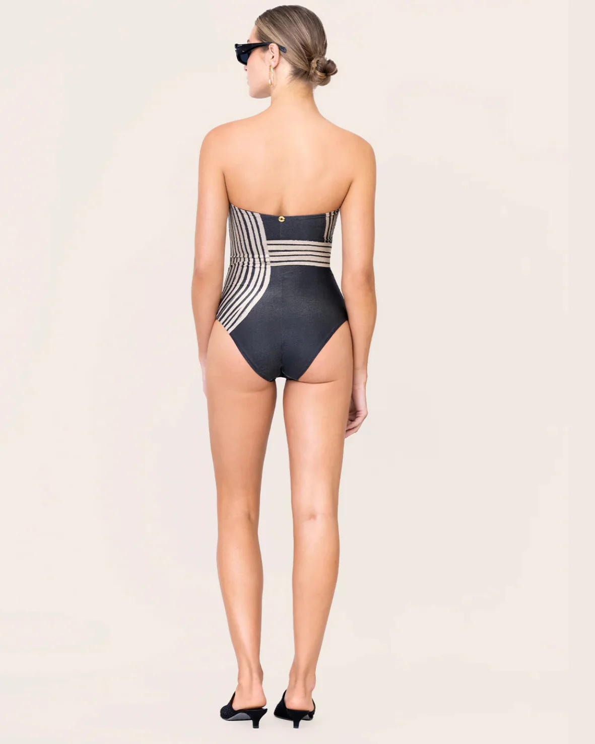 One Piece Carla Sol - Image 2
