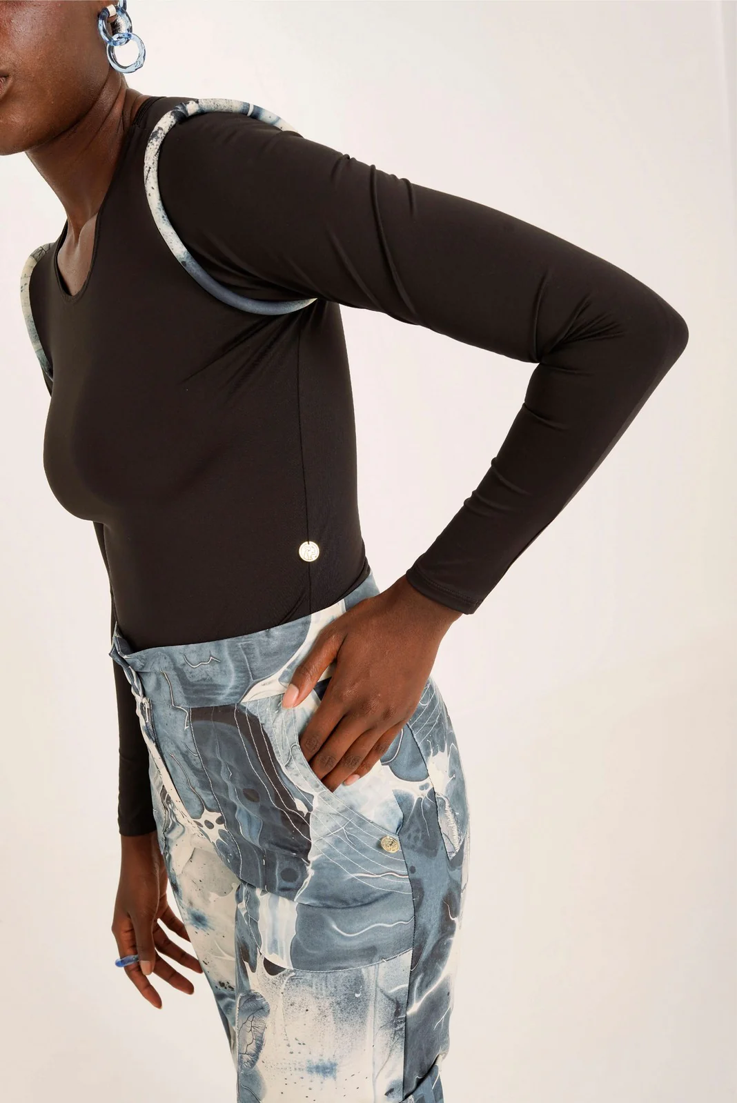 Pantalón Rabbit Print - Image 2
