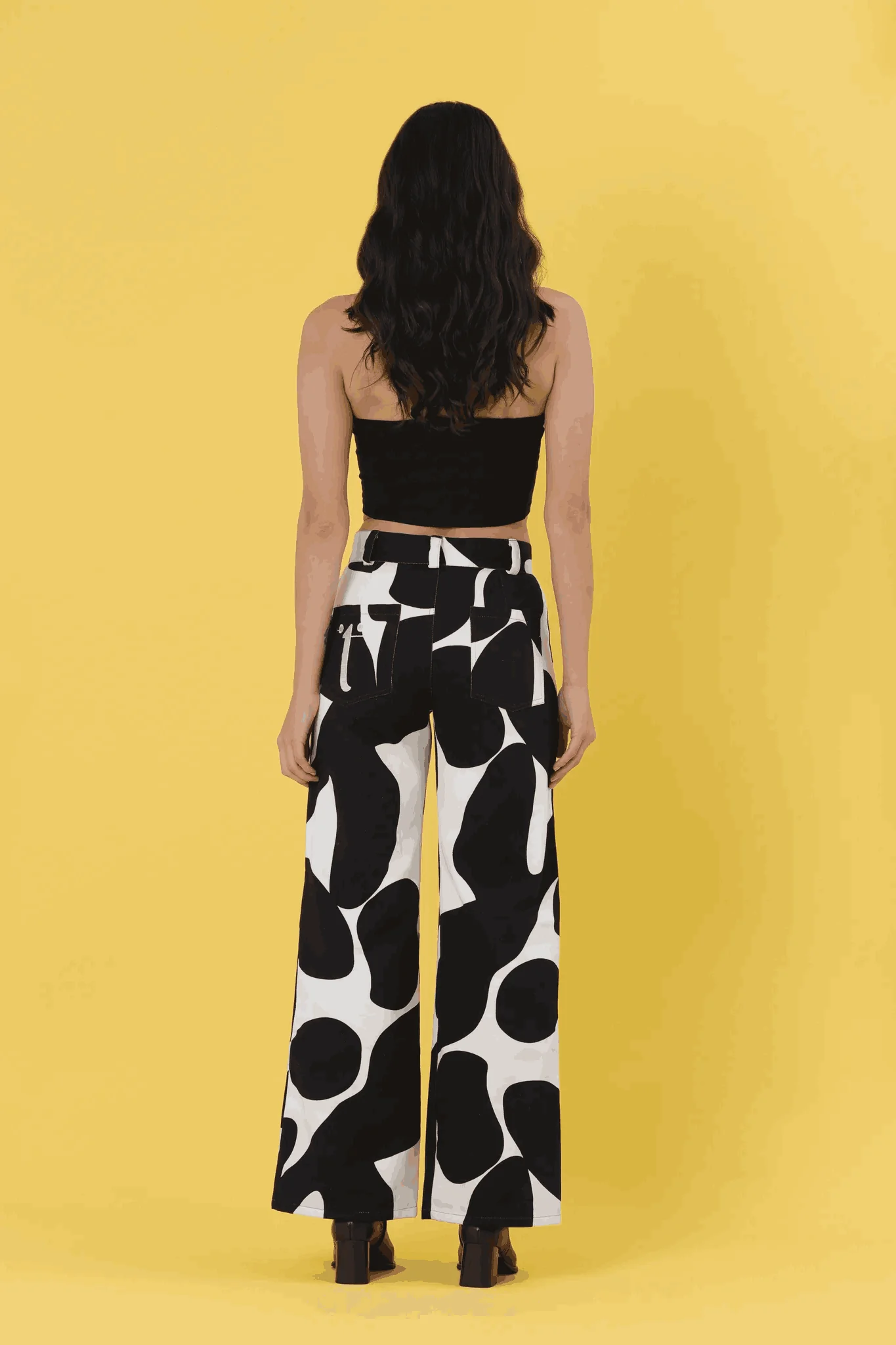 Pantalón Transformation - Image 3