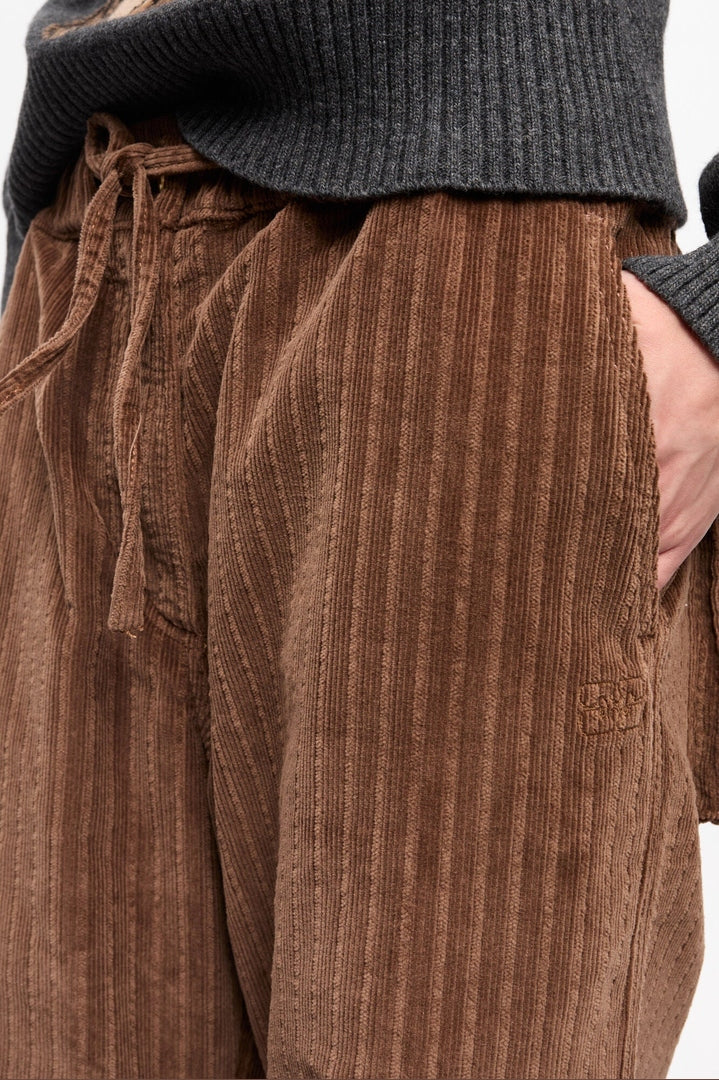 Pantalón De Pana Con Cordón - Image 2