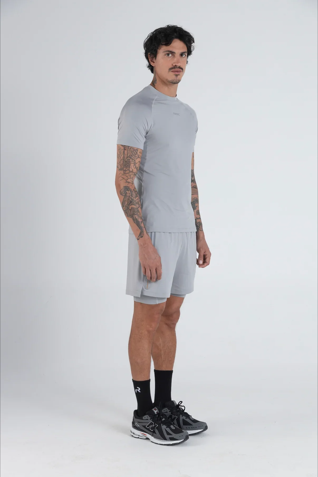Short Semifit Ether