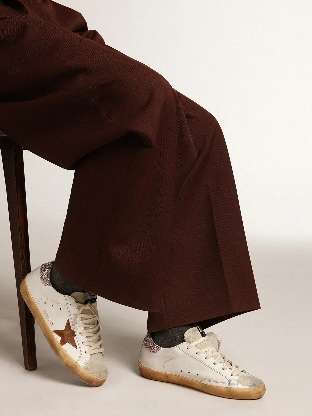 Tenis Golden Goose Super Star Leather Vintage Leath Star Glitter Heel Mujer - Image 5