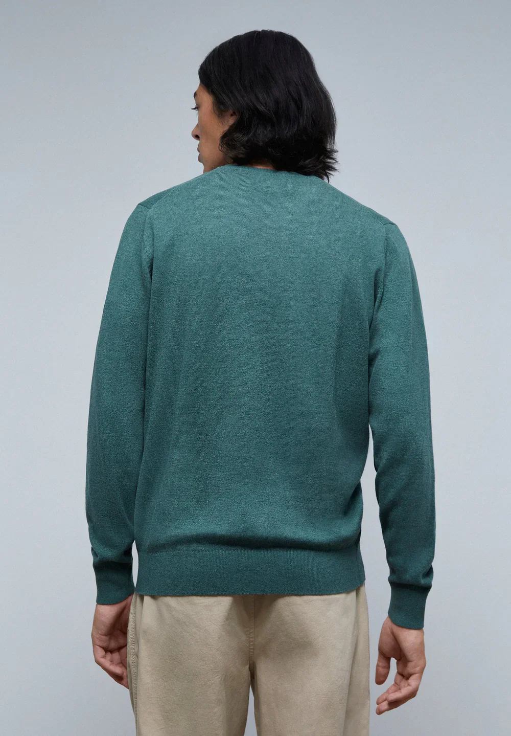 Sweater Basic Round Neck - Image 4