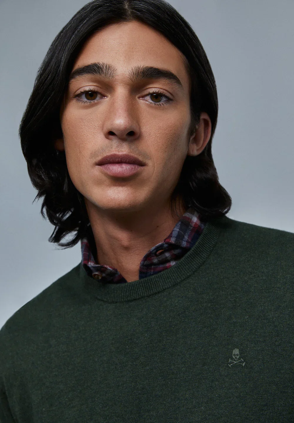 Sweater Basic Round Neck - Image 4