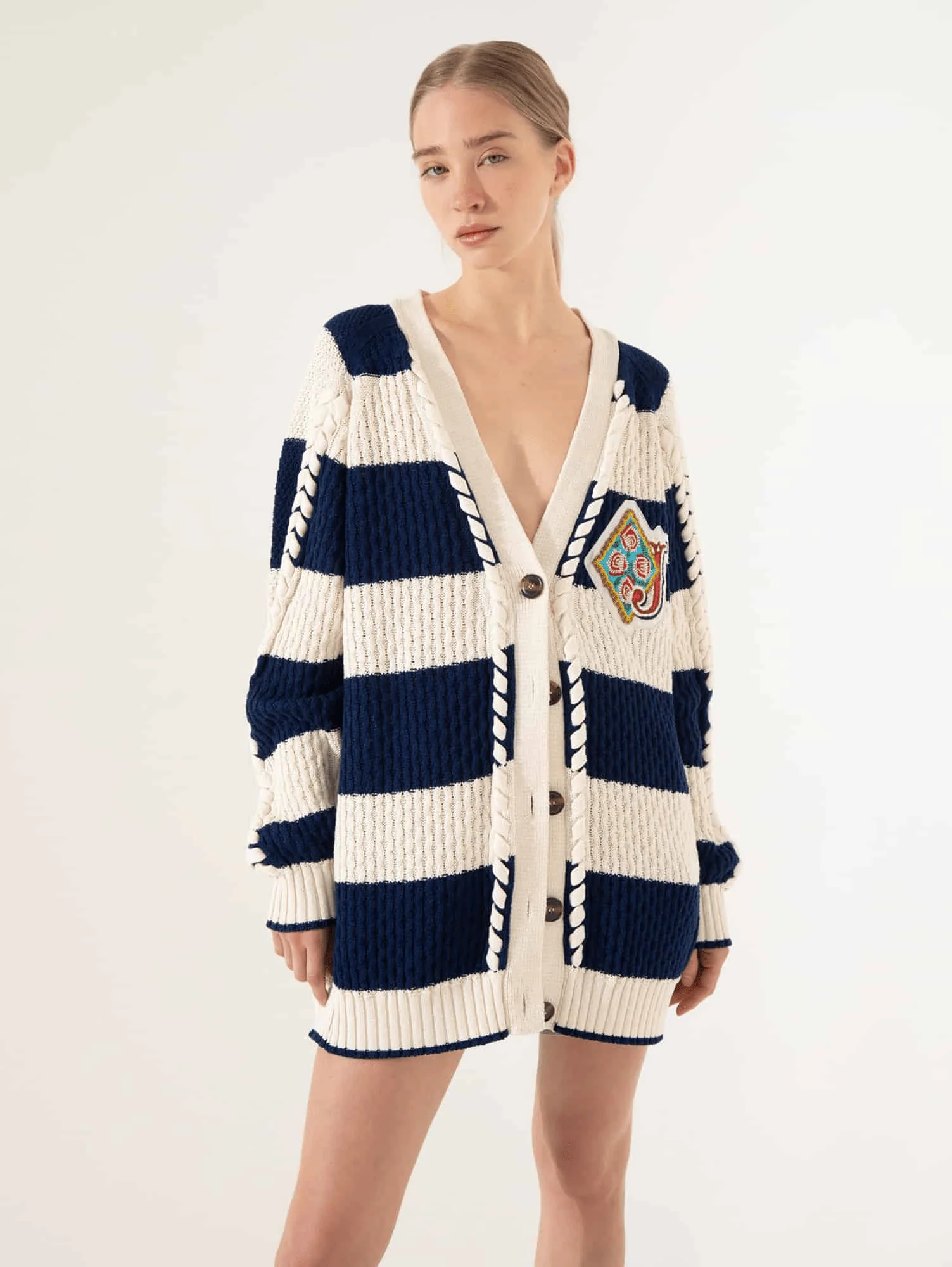Cardigan Flower Blanco/Negro