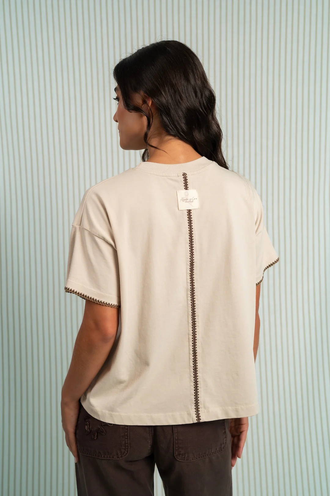 T-Shirt Ciruela - Image 2