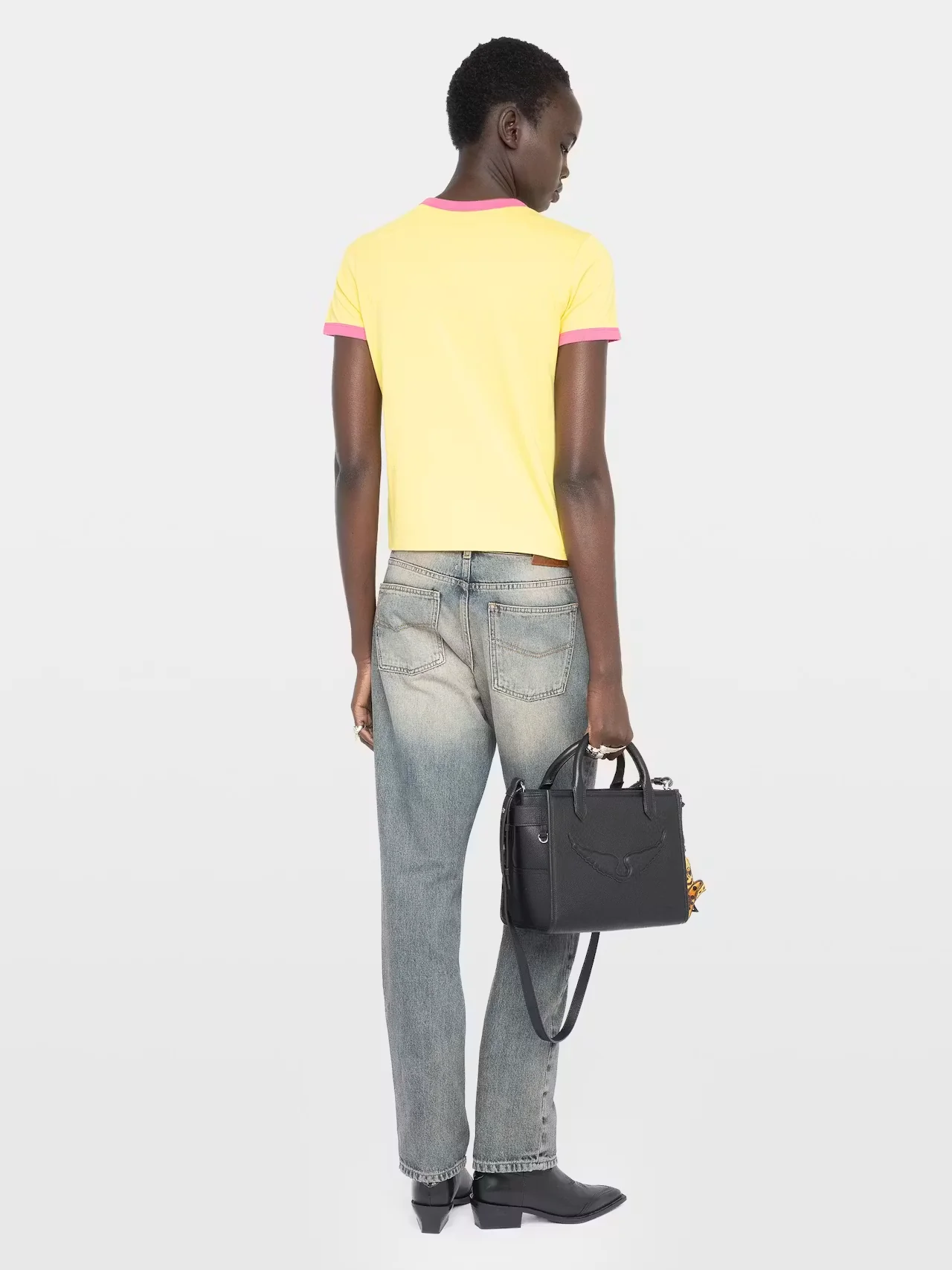 T-Shirt Woos - Image 4