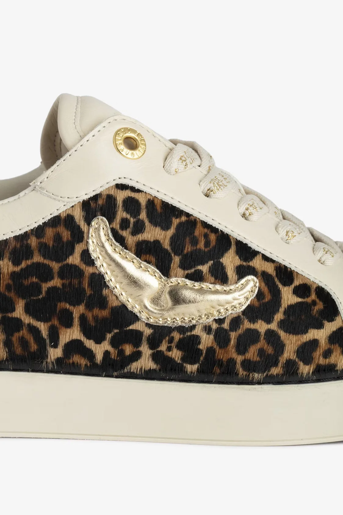 Tenis Fly On Leo Pony - Image 5