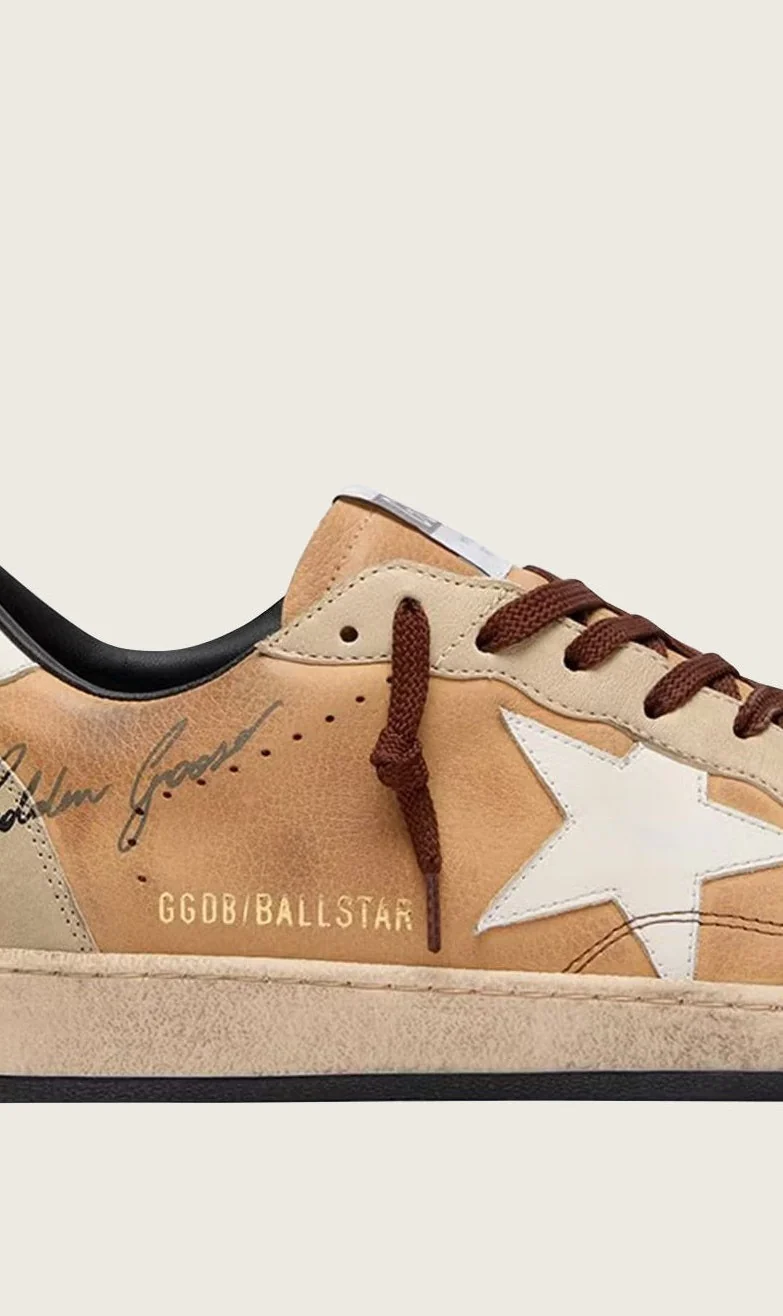 Tenis Golden Goose Ballstar Nabuk Leather Star And Heel Hombre - Image 3