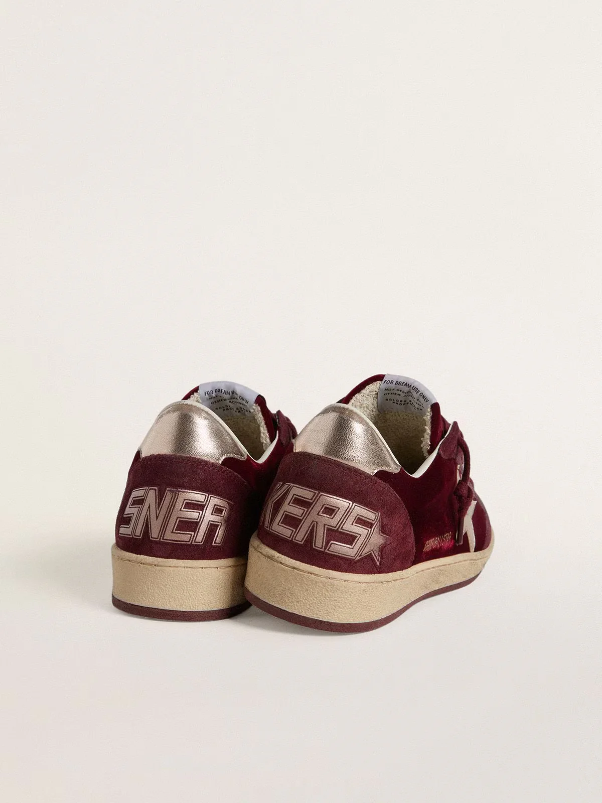 Tenis Golden Goose Ballstar Velvet Upper Suede Toe And Spur Laminated Star Mujer - Image 3