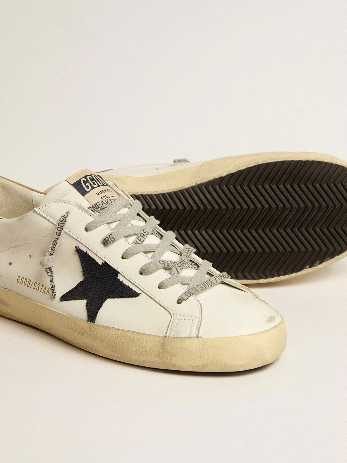 Tenis Golden Goose Super-Star Leather Upper And Heel Canvas Star Hombre - Image 3