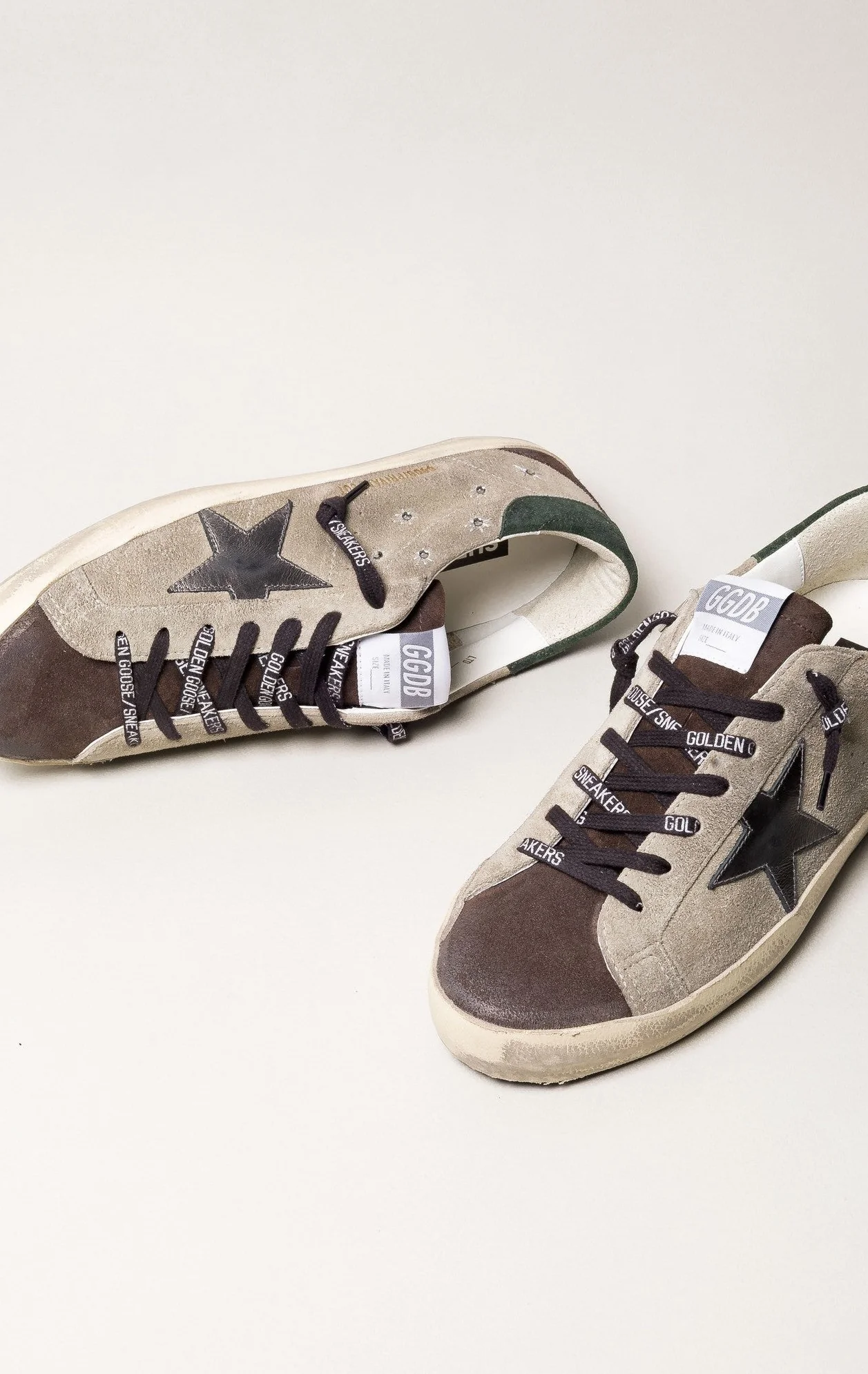 Tenis Golden Goose Super Star Suede Embroidery Laminated Star Hombre - Image 6