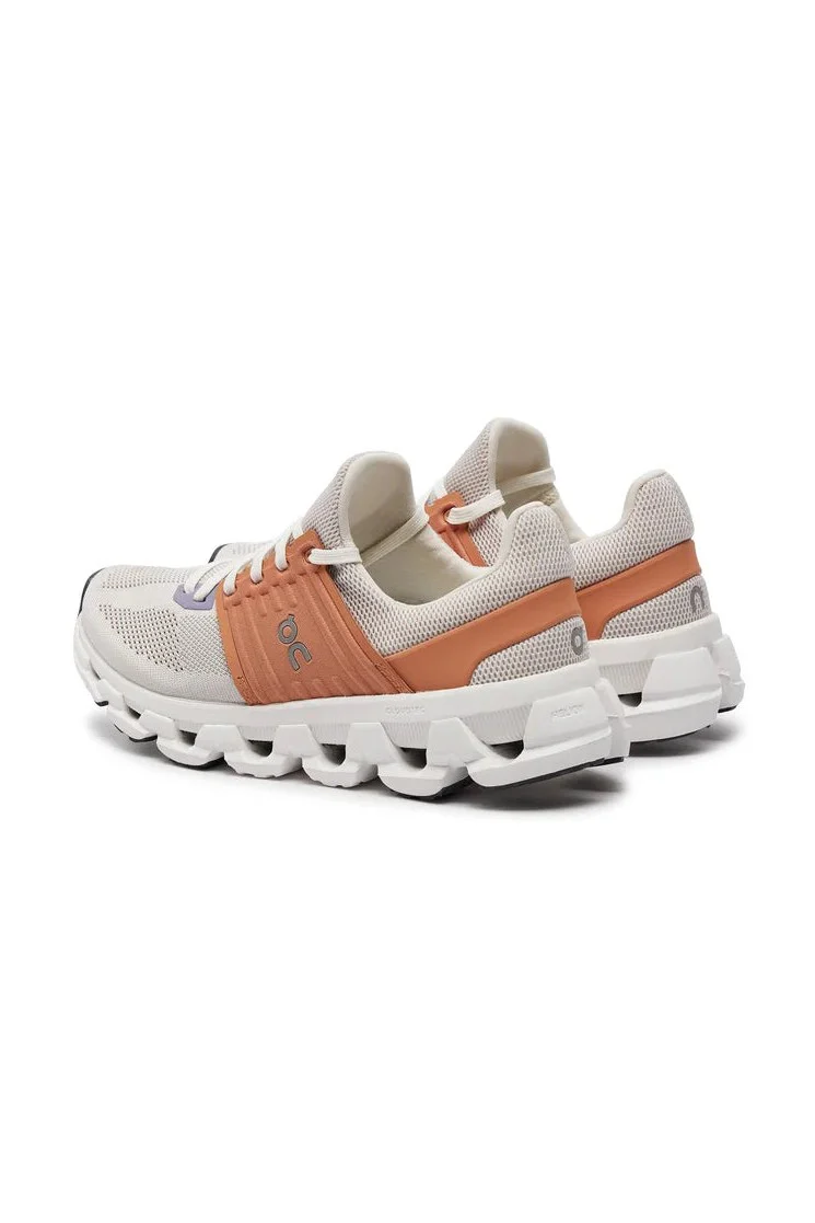 Tenis On de Mujer Cloudswift Ad - Image 4