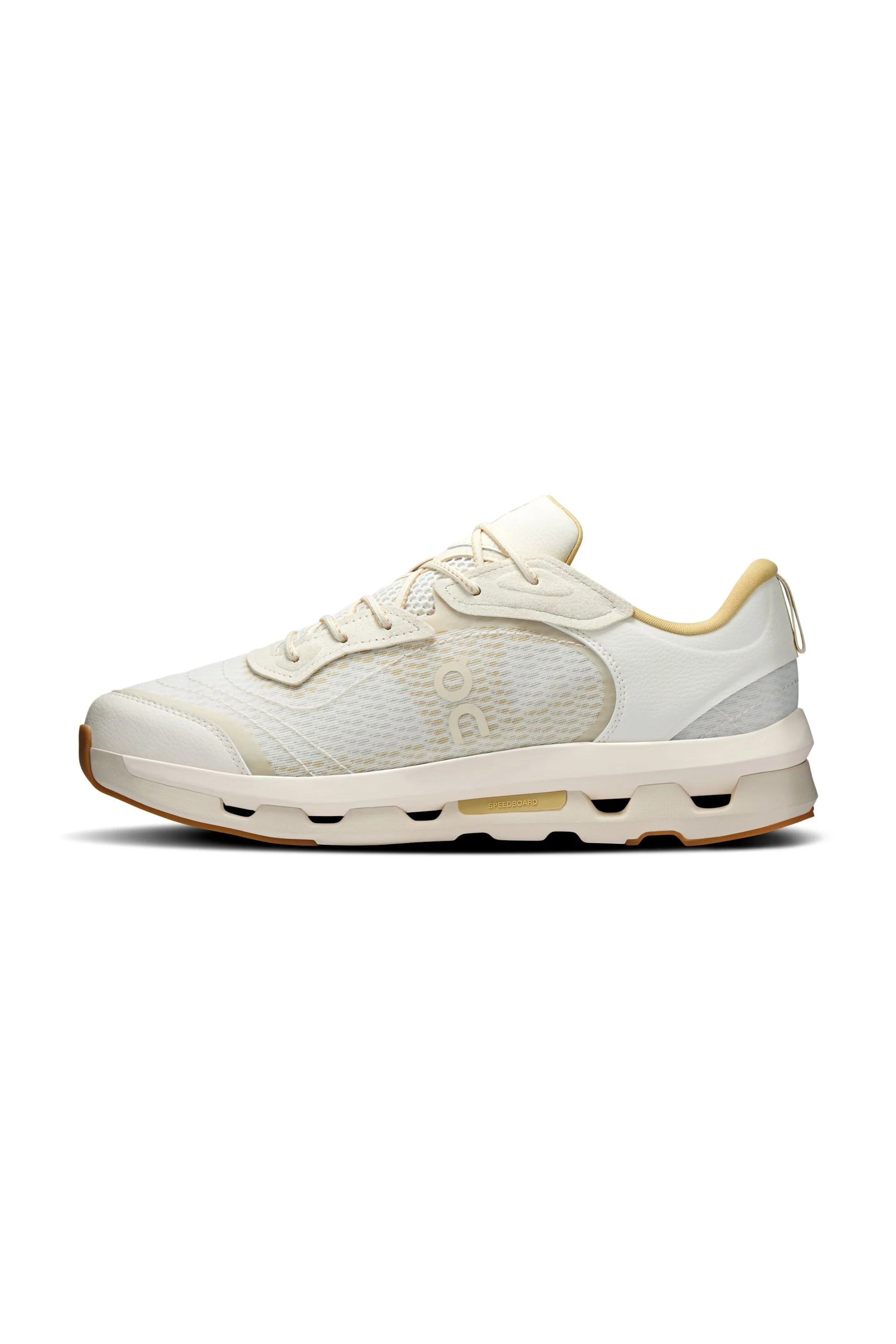 Tenis On De Hombre Cloudzone Moon X Zendaya Y Law Roach - Image 4