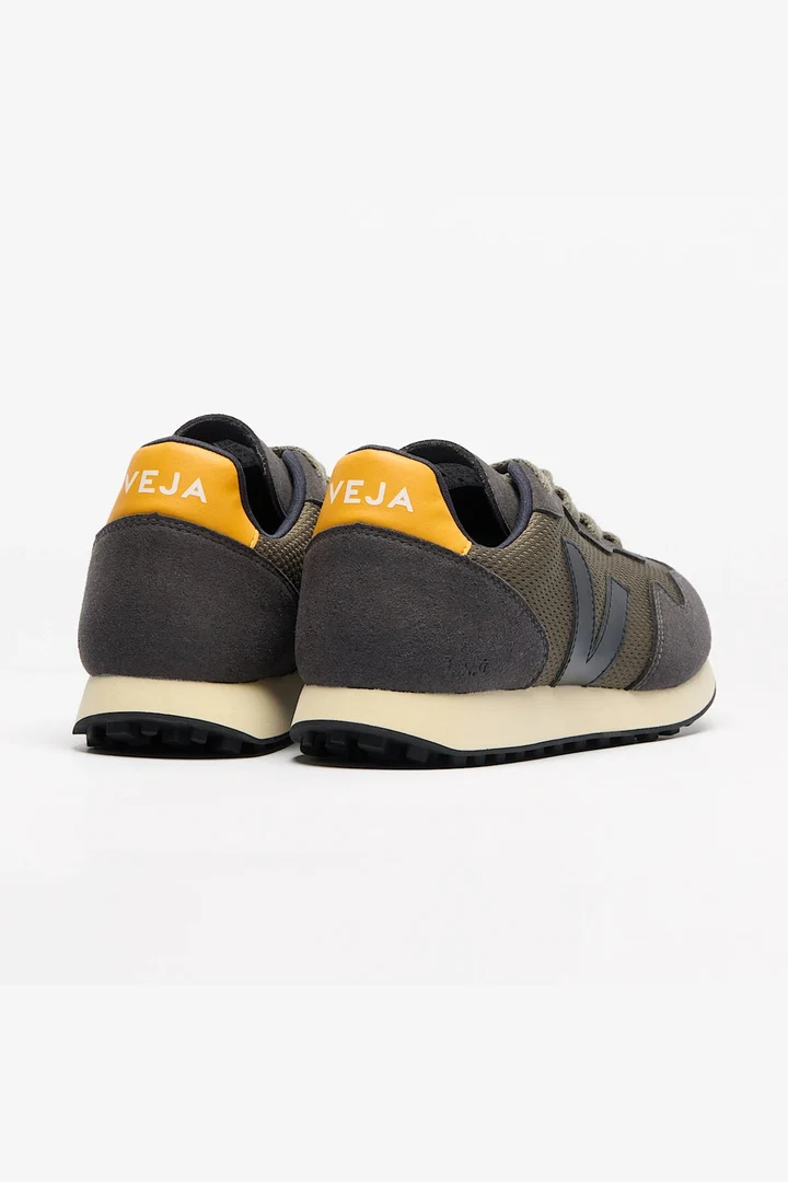 Tenis Veja De Hombre Sdu Alveomesh Kaki Black Ouro - Image 3