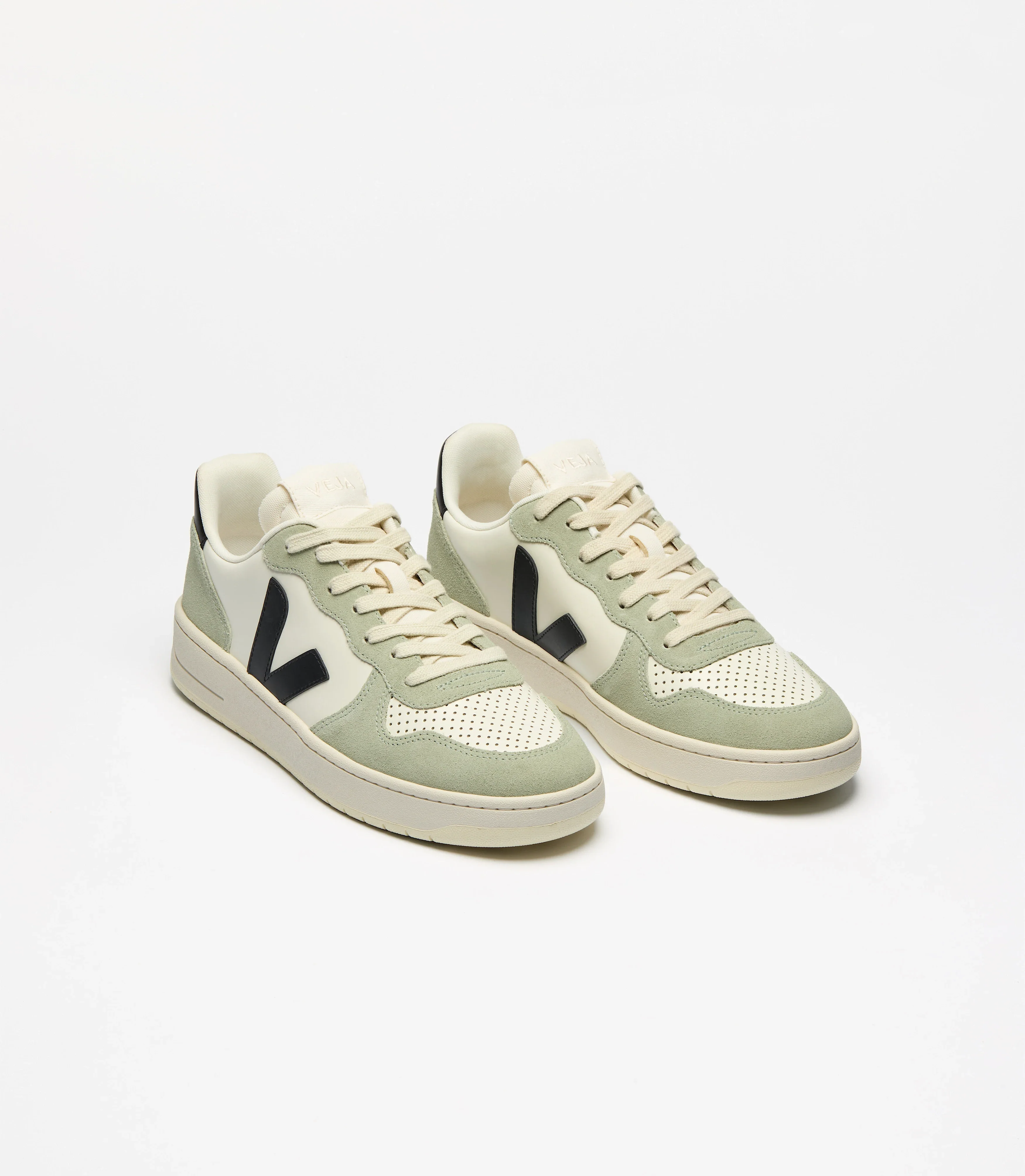 Tenis Veja De Hombre V-10 Leather Pure Black Clay - Image 2