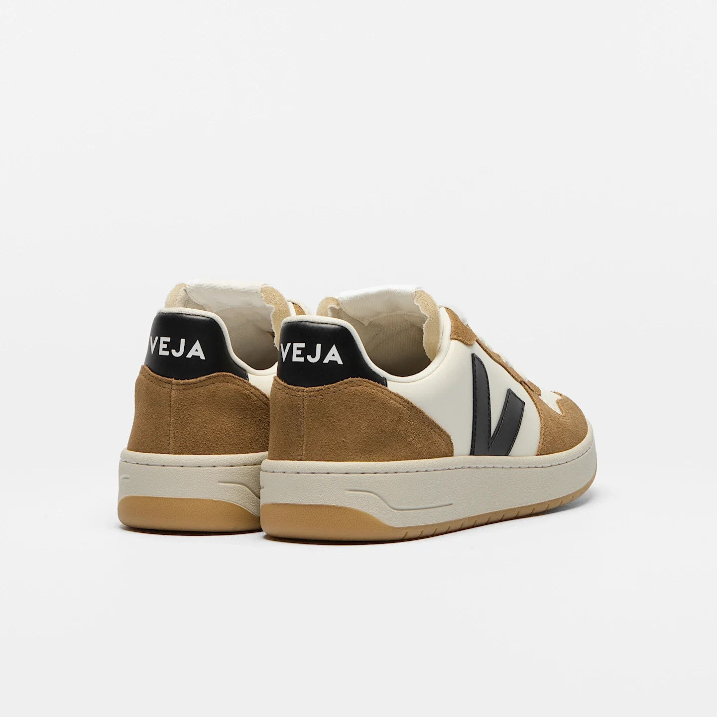 Tenis Veja De Hombre V-10 Leather Pure Black Tent - Image 3