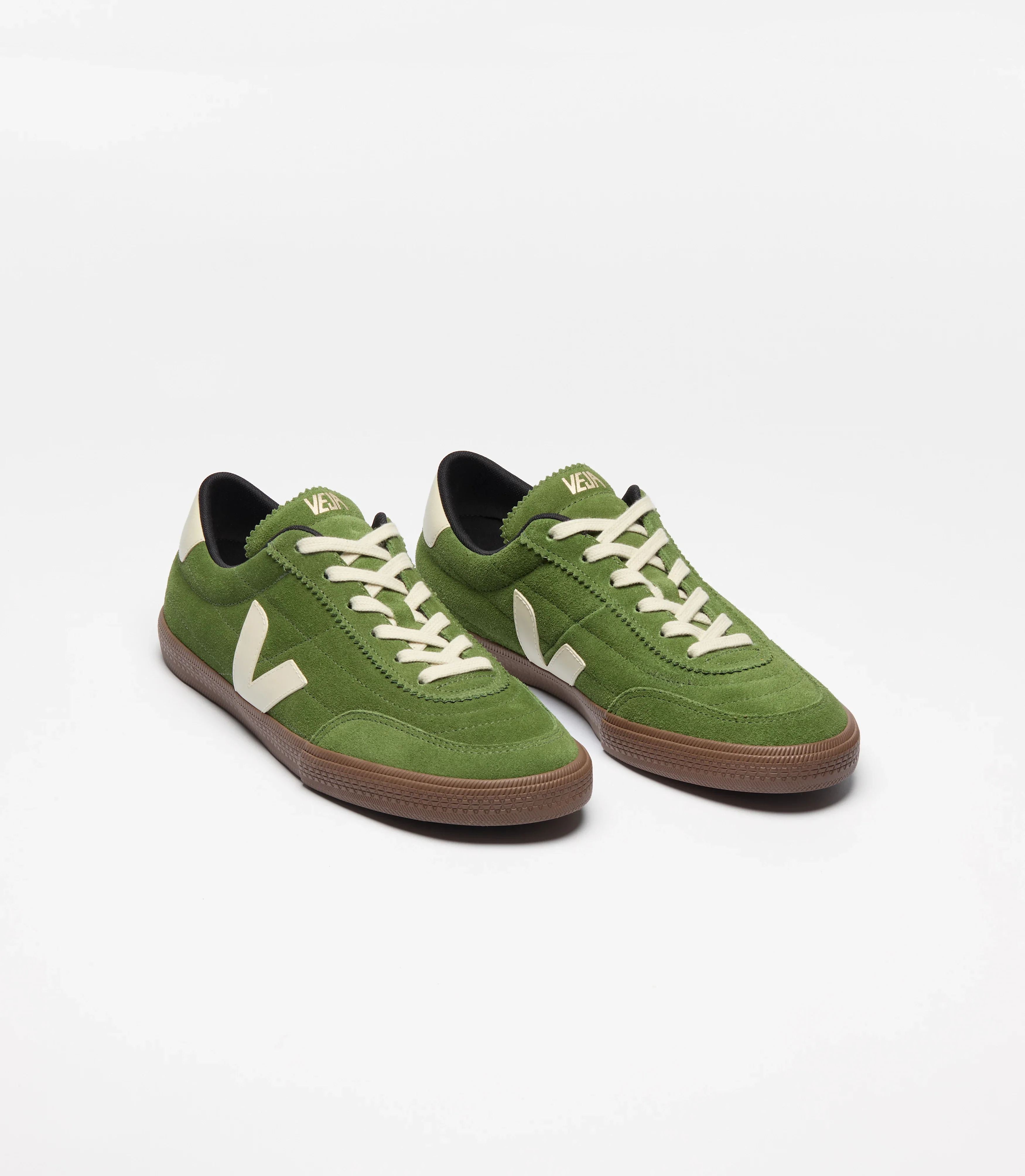 Tenis Veja De Mujer Panenka Suede Militar Pierre Bark - Image 2