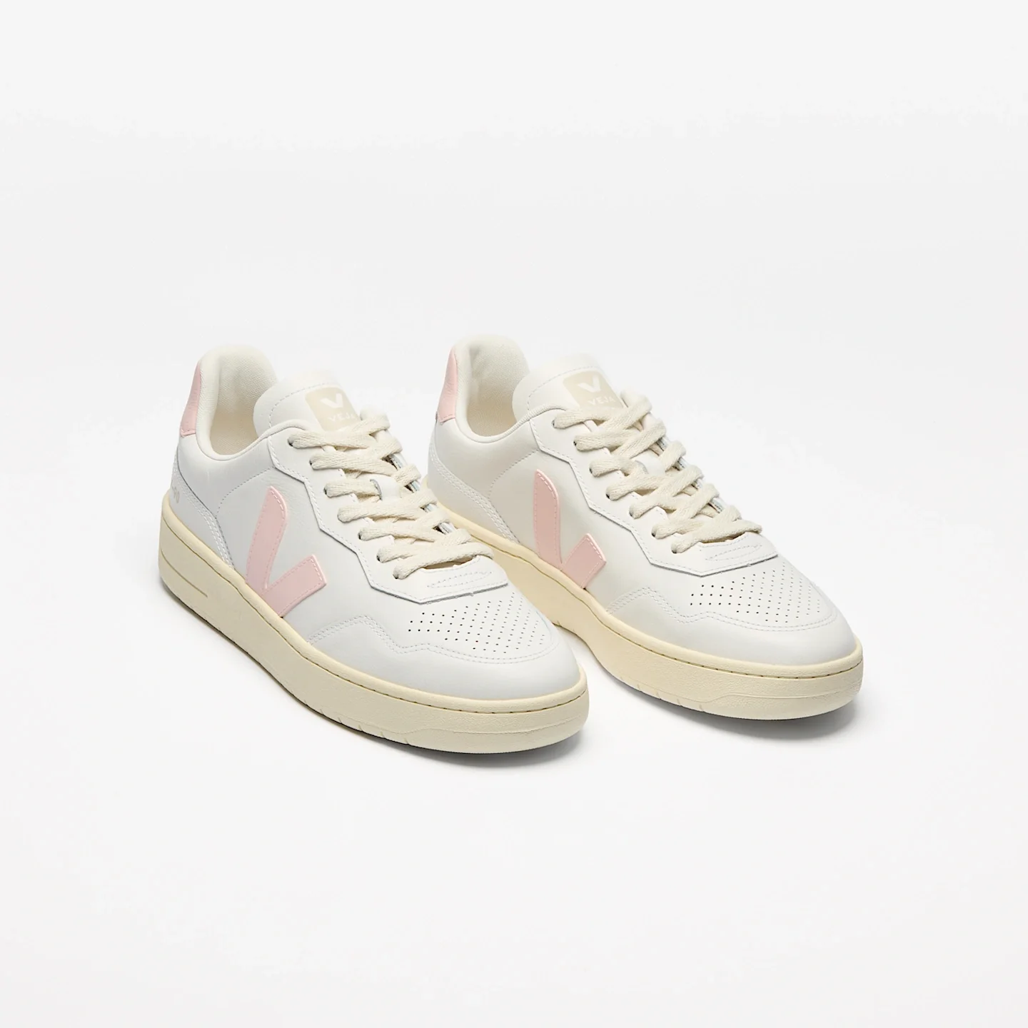 Tenis Veja De Mujer V-90 Leather White Petale - Image 2