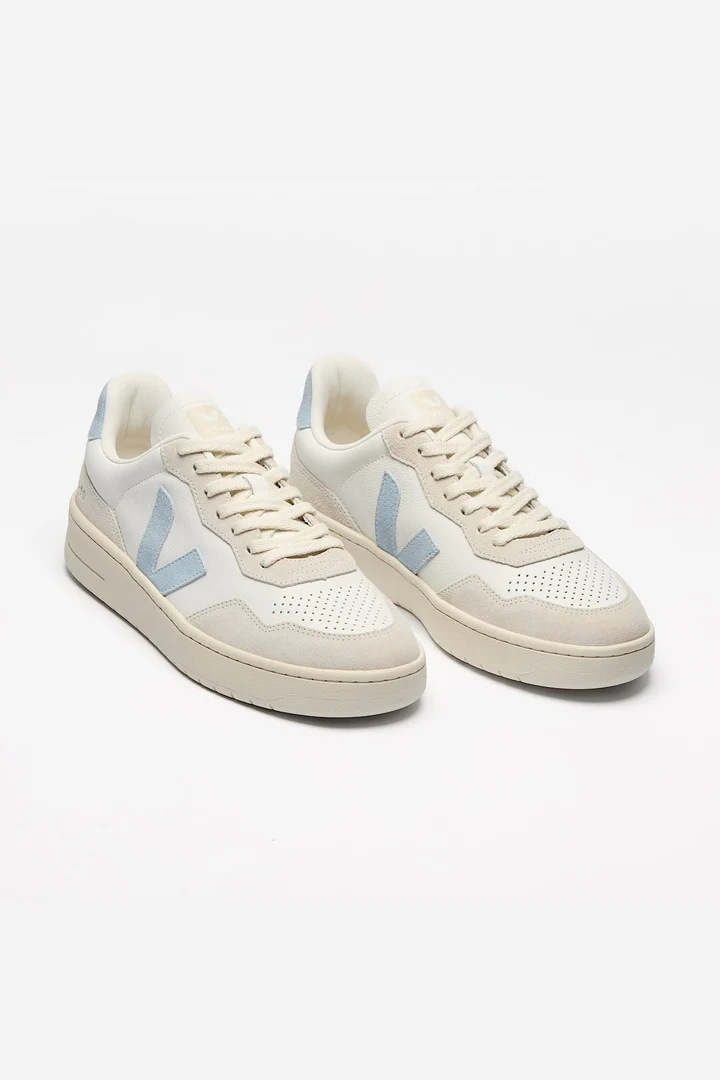 Tenis Veja De Mujer V-90 O.t. Leather - Image 2