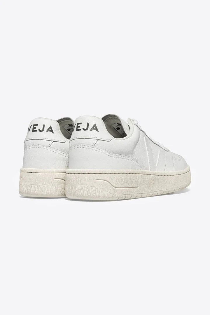 Tenis Veja De Mujer V-90 Ot Leath - Image 3