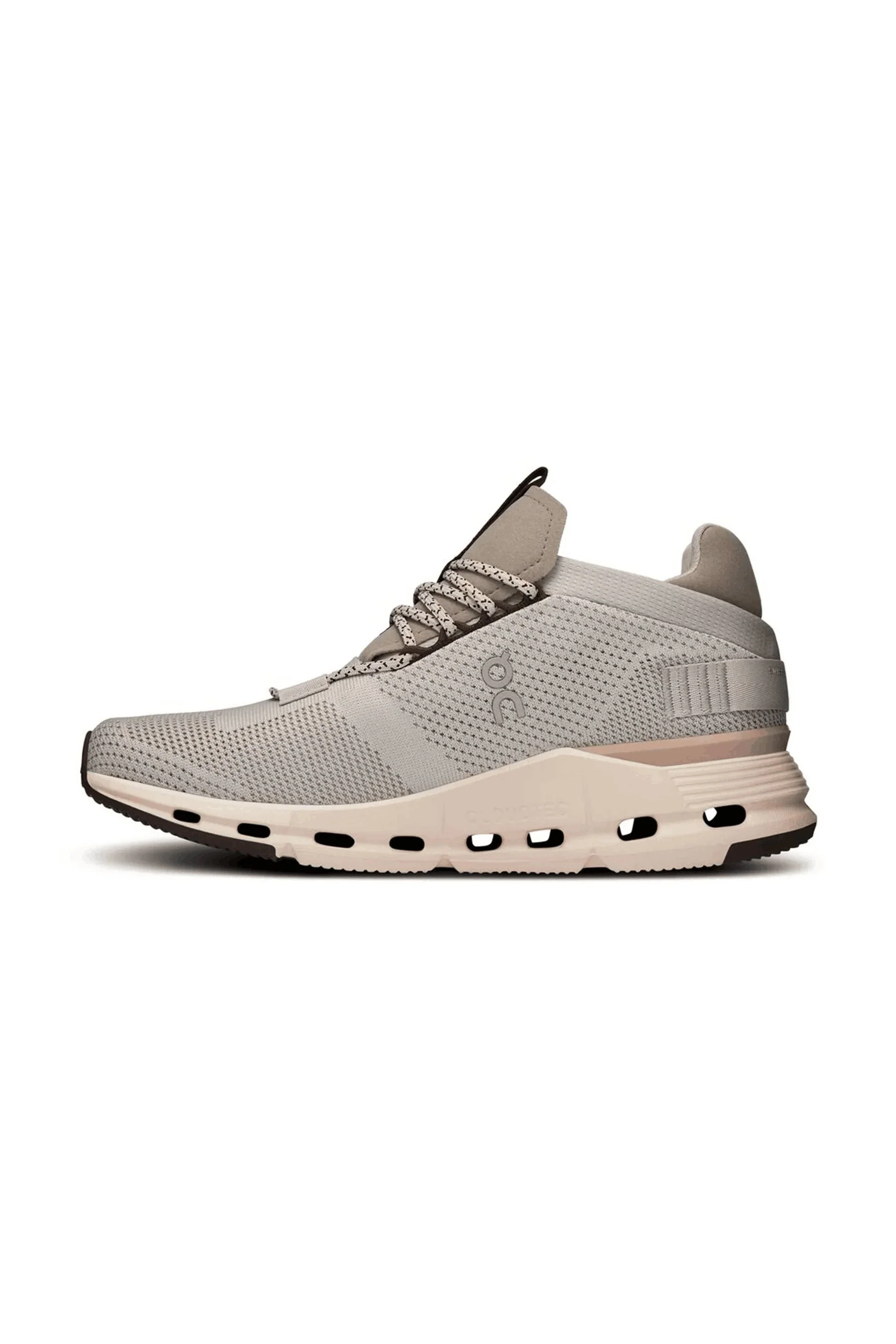 Tenis On Cloudnova Dusty Mujer - Image 2