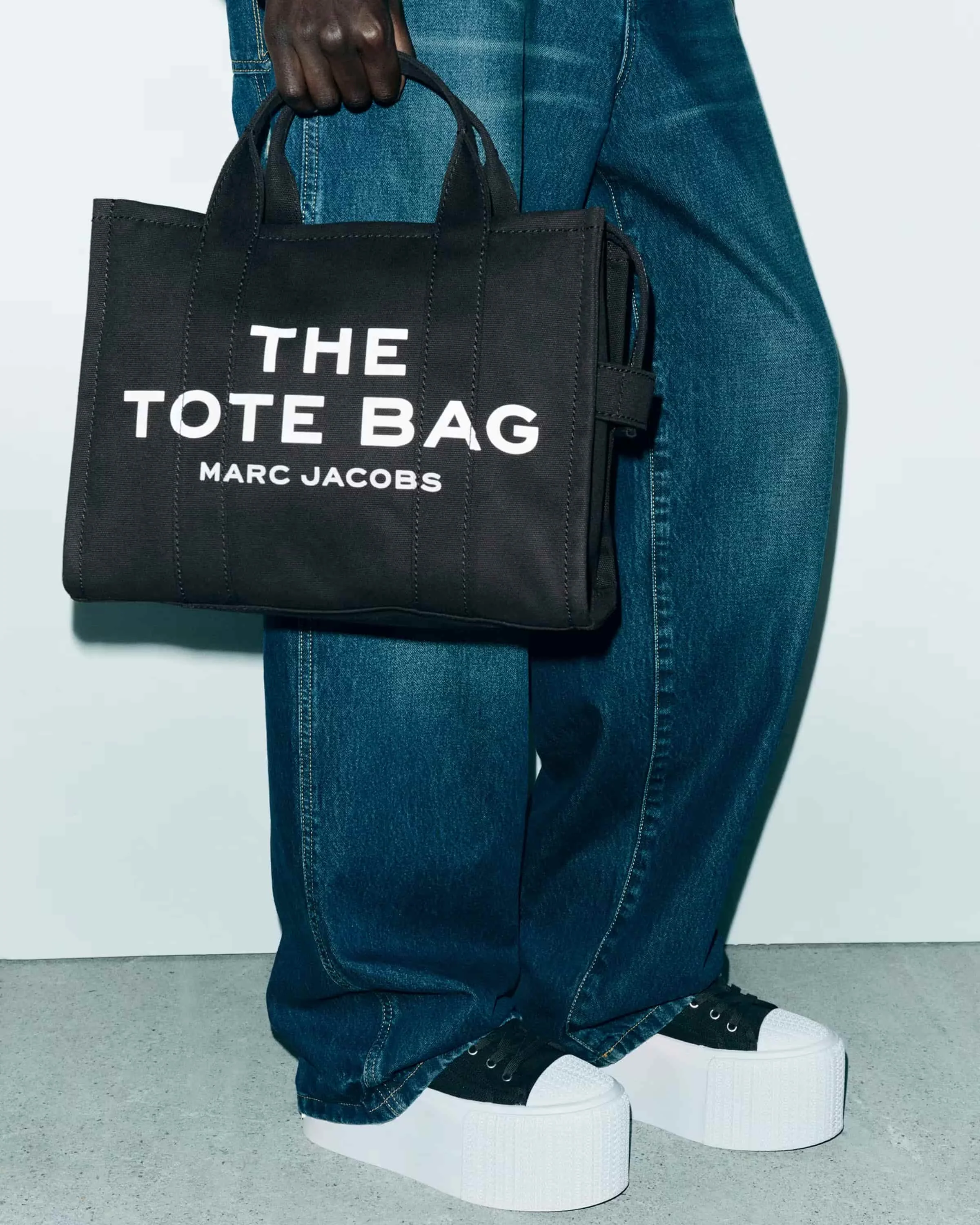 The Canvas Medium Tote Bag - Image 5
