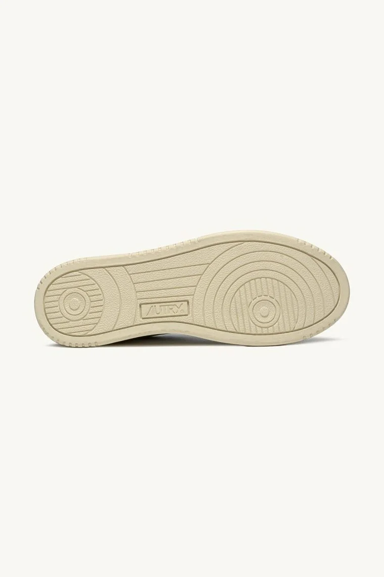 Tenis Medalist Low Leat Mujer - Image 6