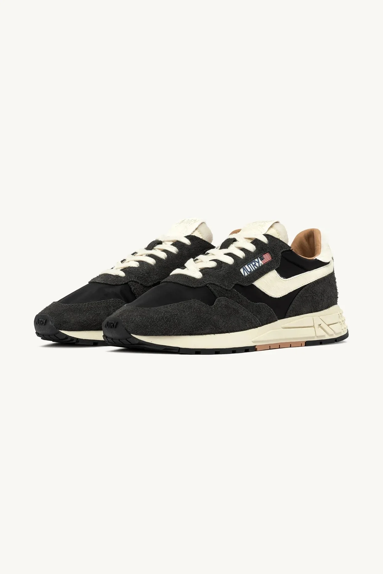 Tenis Reelwind Low Suedenil Pony Mujer - Image 2